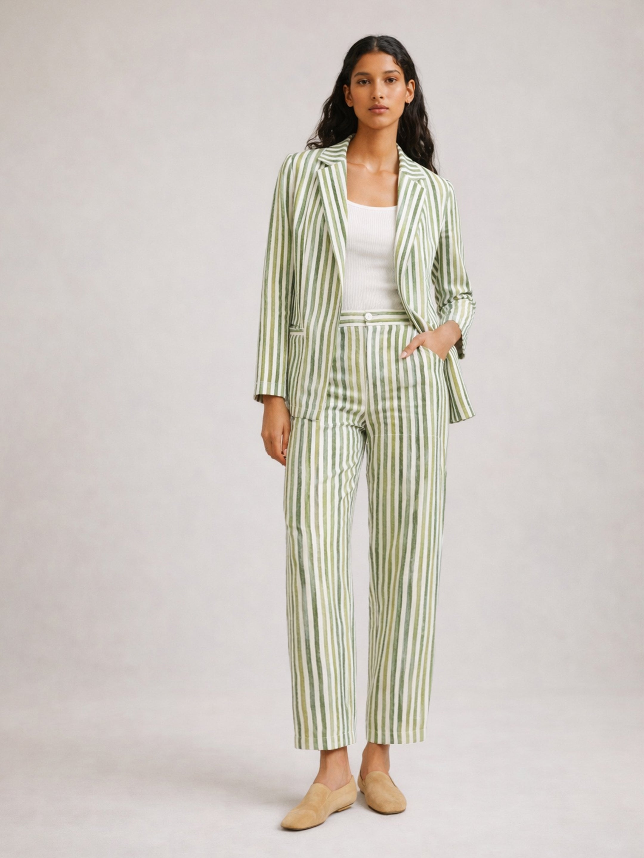 Women Green Linen Striped Darted Slouchy Pants