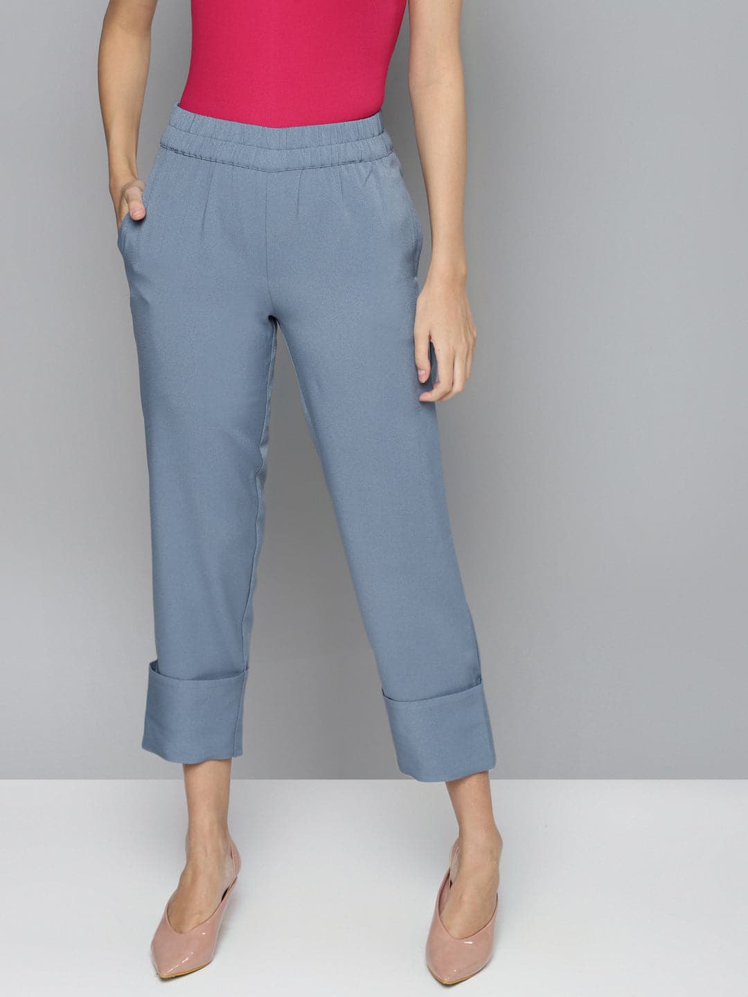 Women Blue Roll Up Pants