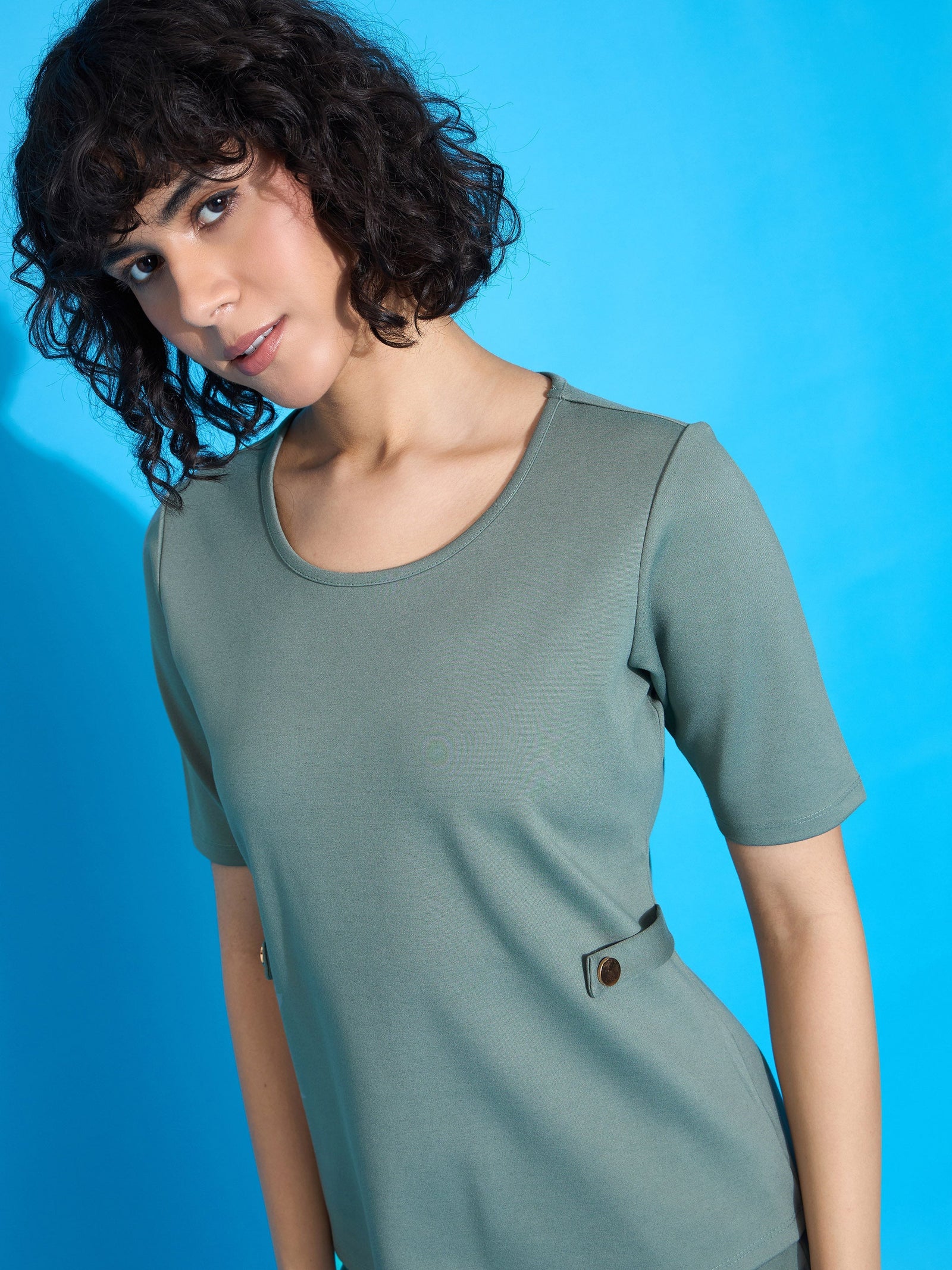 Green Half Sleeves Top With Tapered Pants-SASSAFRAS worklyf