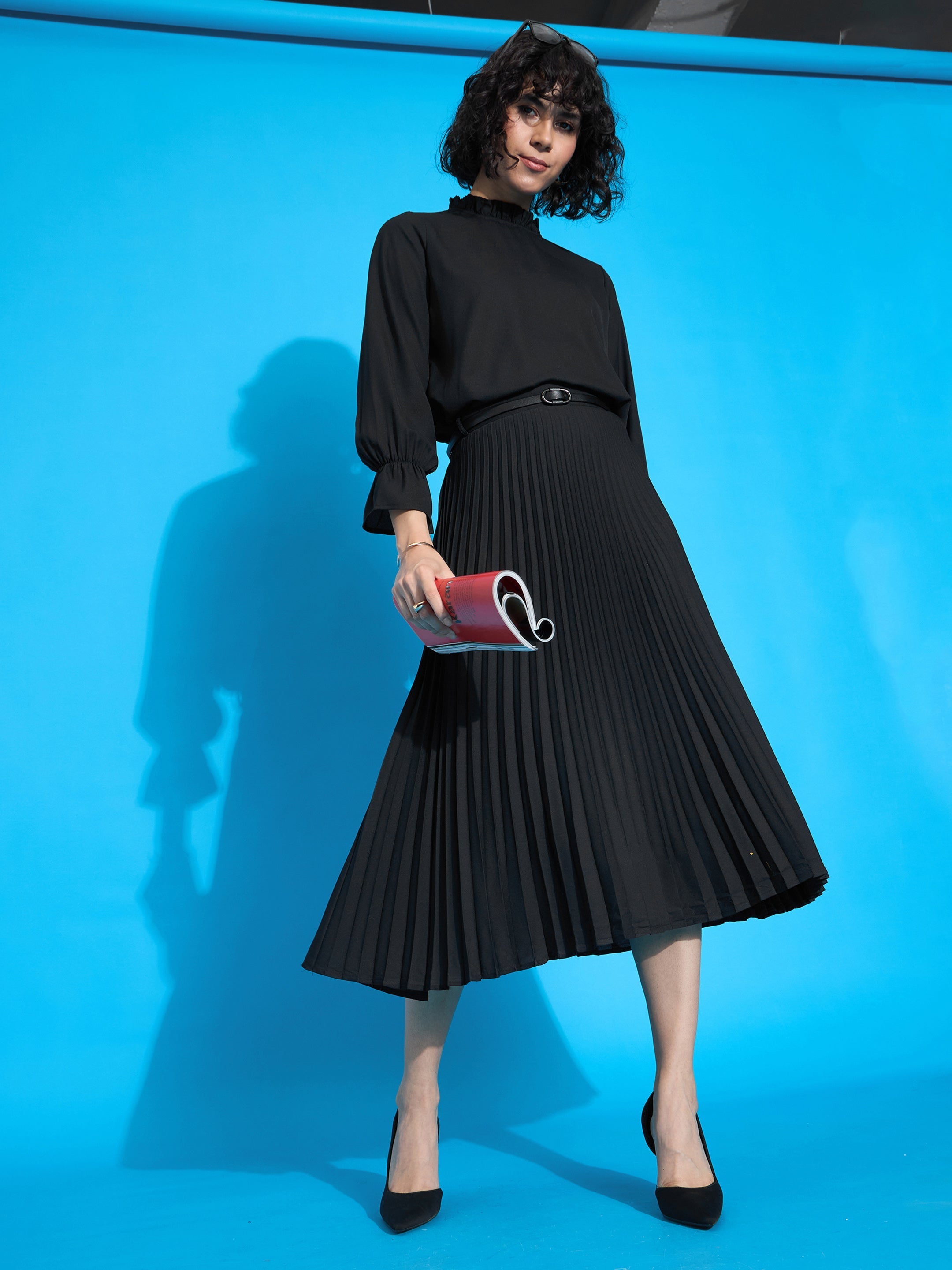 Black Ruffled Neck Blouse With Pleated Skirt-SASSAFRAS worklyf