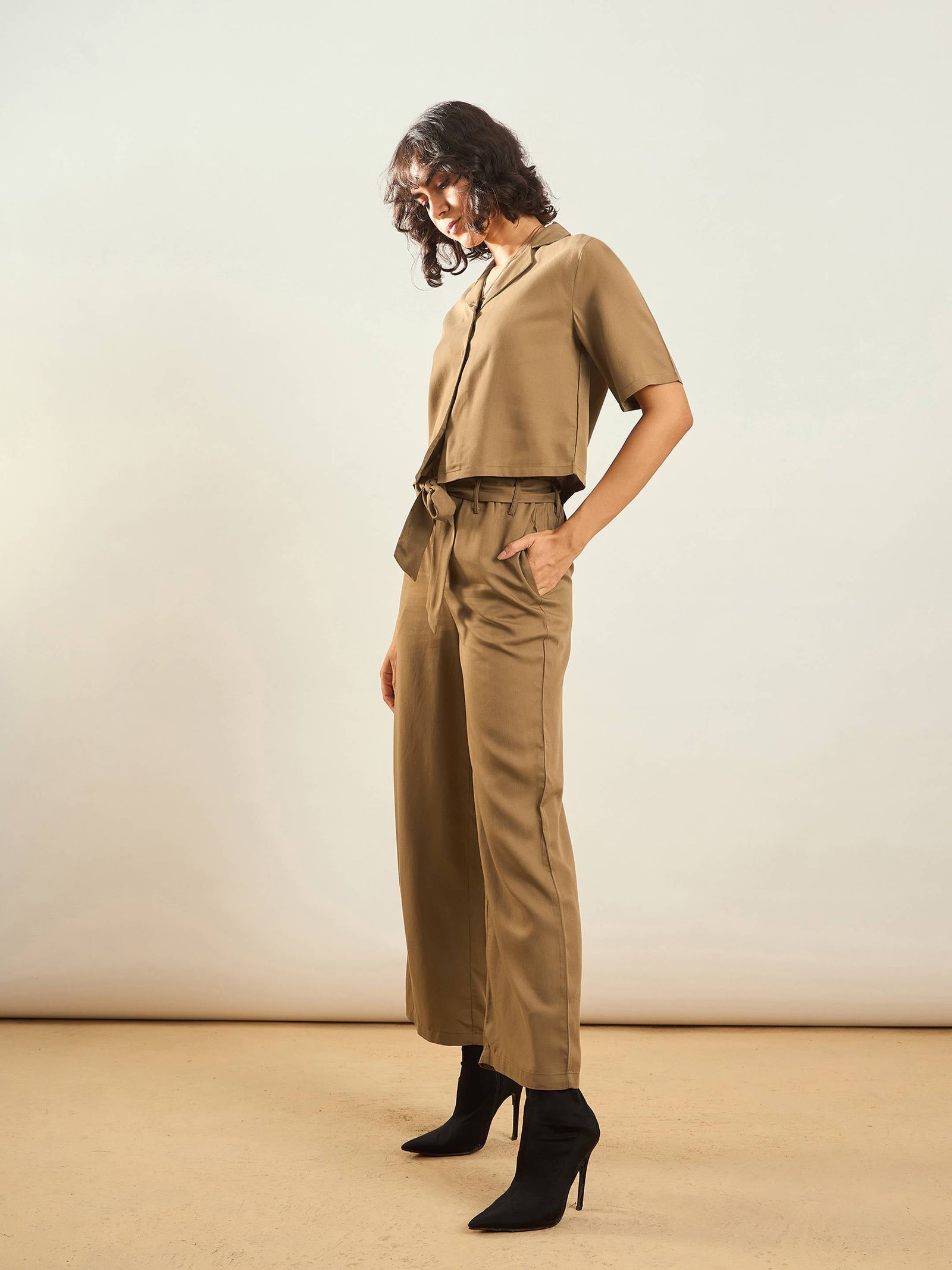 Women Khaki Notch Collar Shirt With Paperback Waist Pants