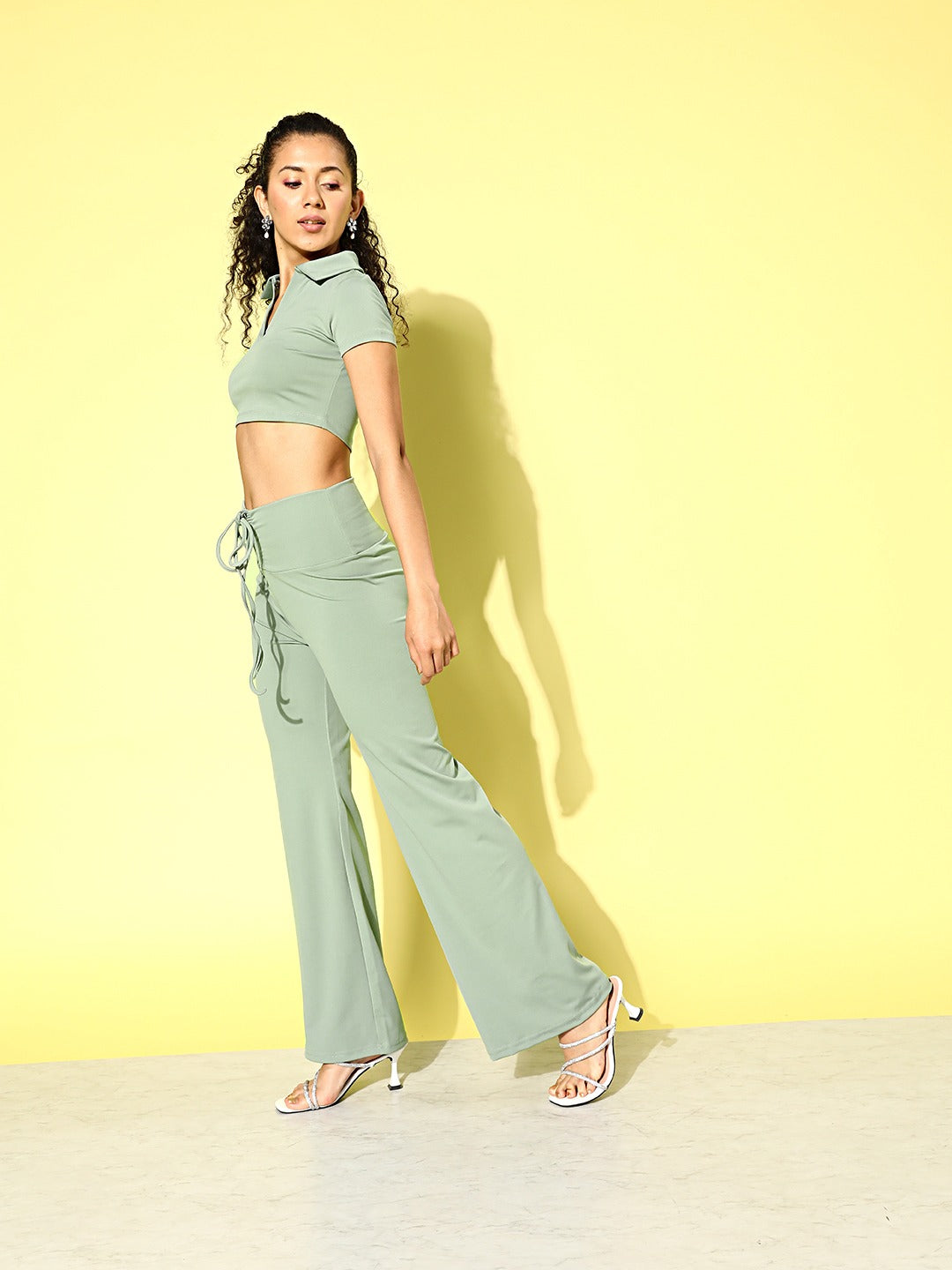 Women Olive Polo Crop Top With Tie Waist Yoga Pants