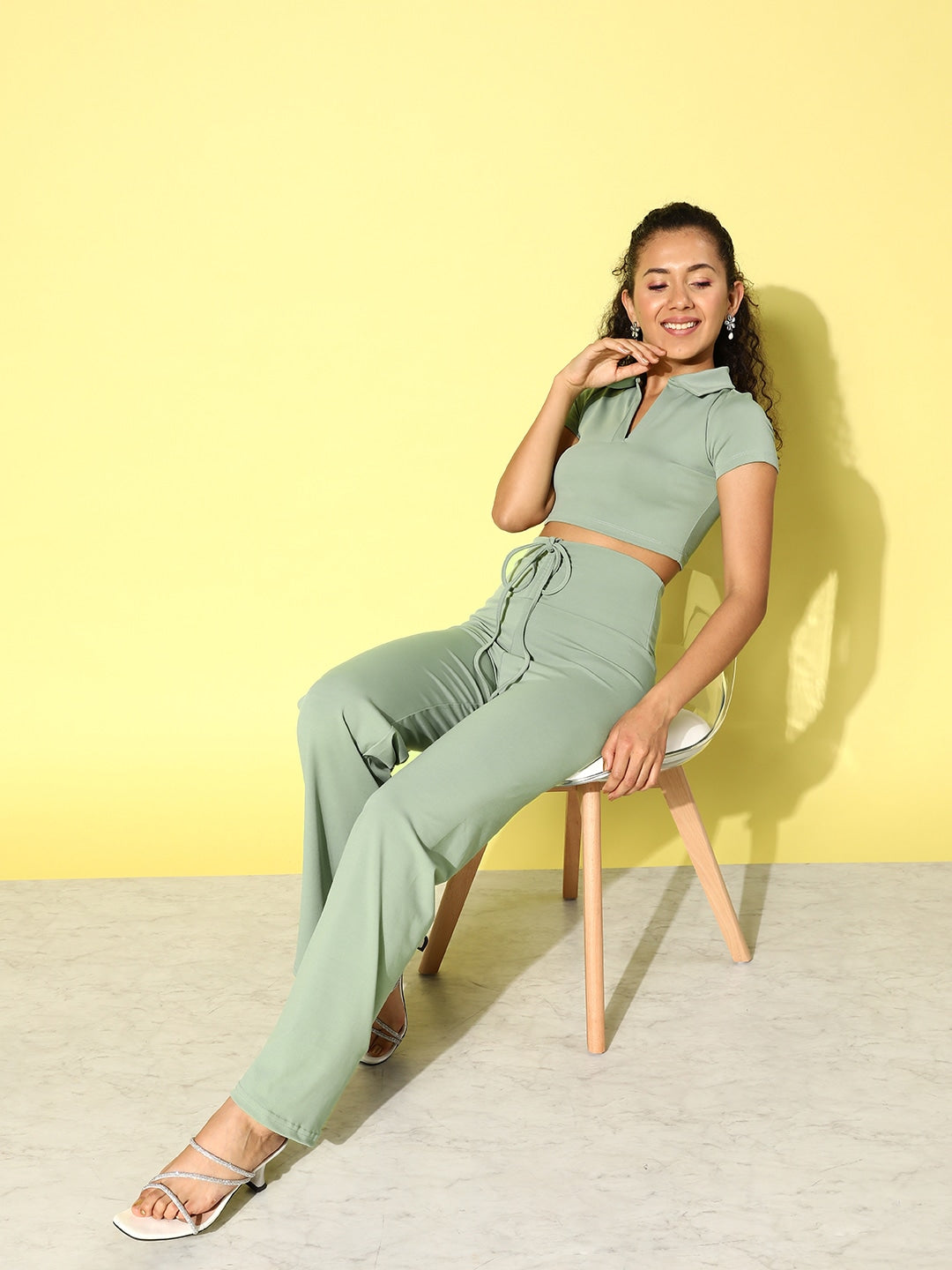 Women Olive Polo Crop Top With Tie Waist Yoga Pants