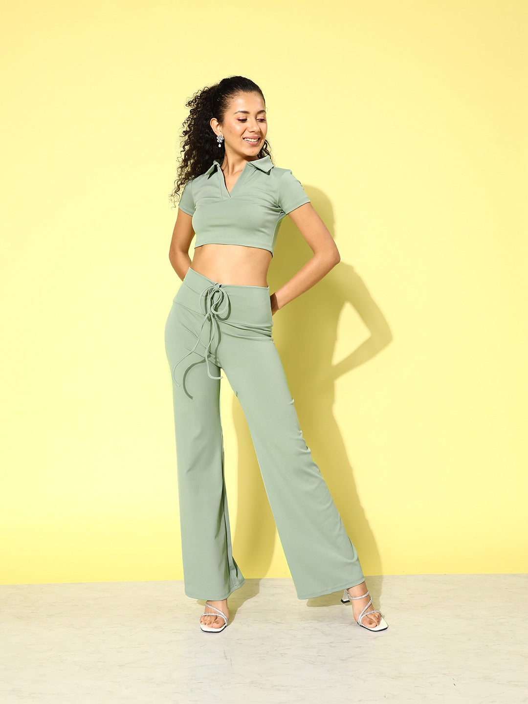 Women Olive Polo Crop Top With Tie Waist Yoga Pants