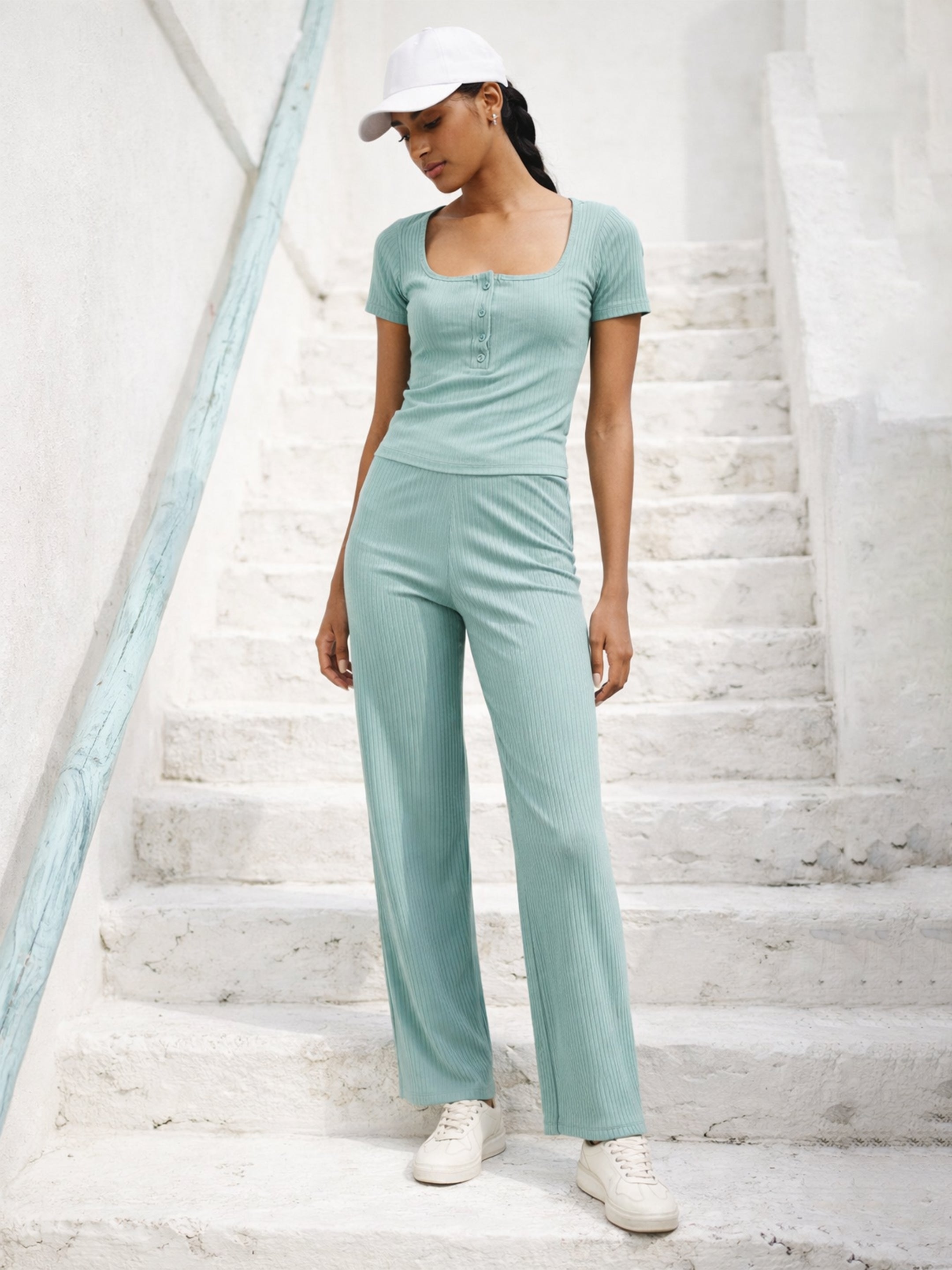 Women Sea Green Square-Neck Regular Top With Straight Pants