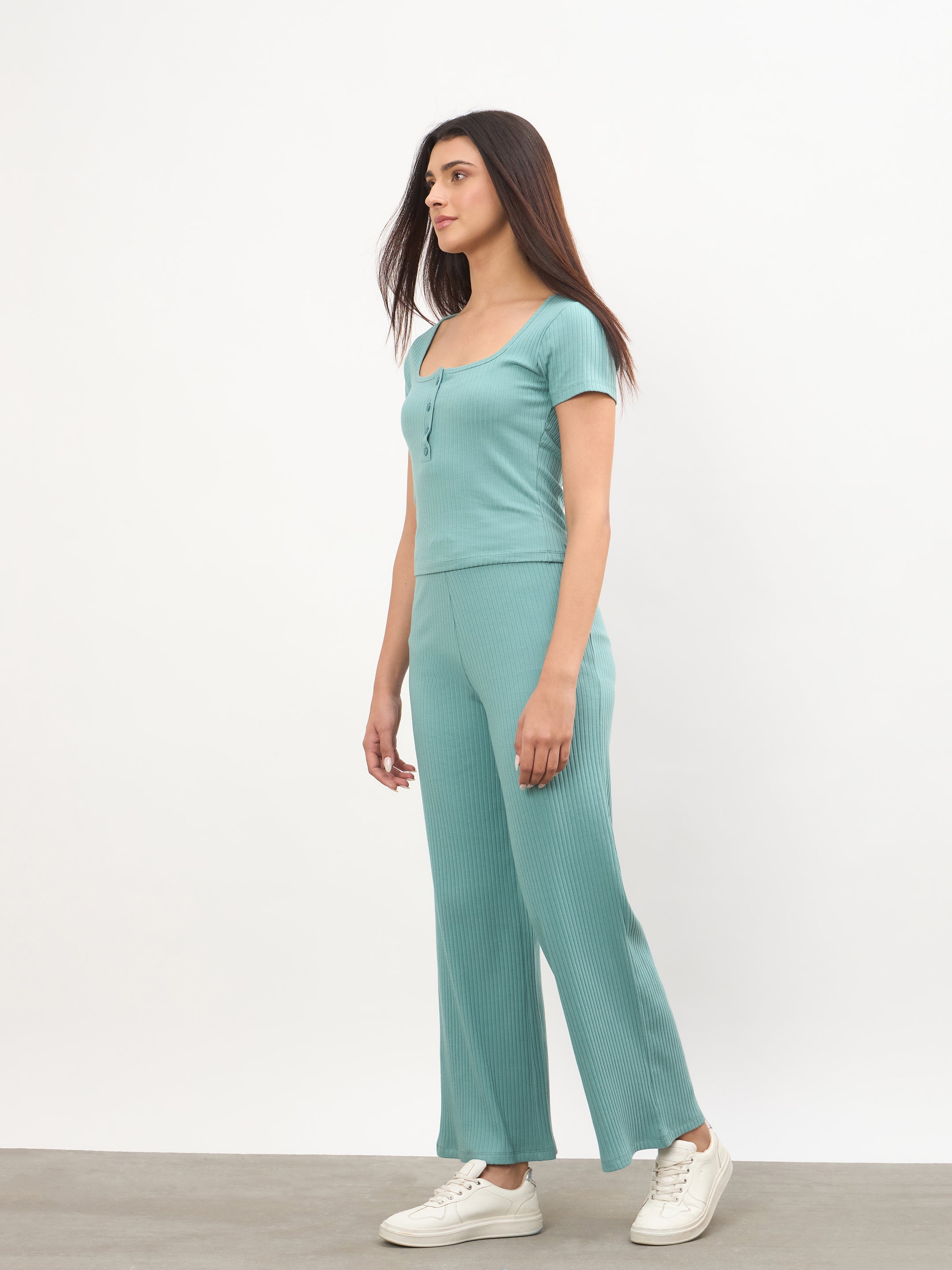 Women Sea Green Square-Neck Regular Top With Straight Pants