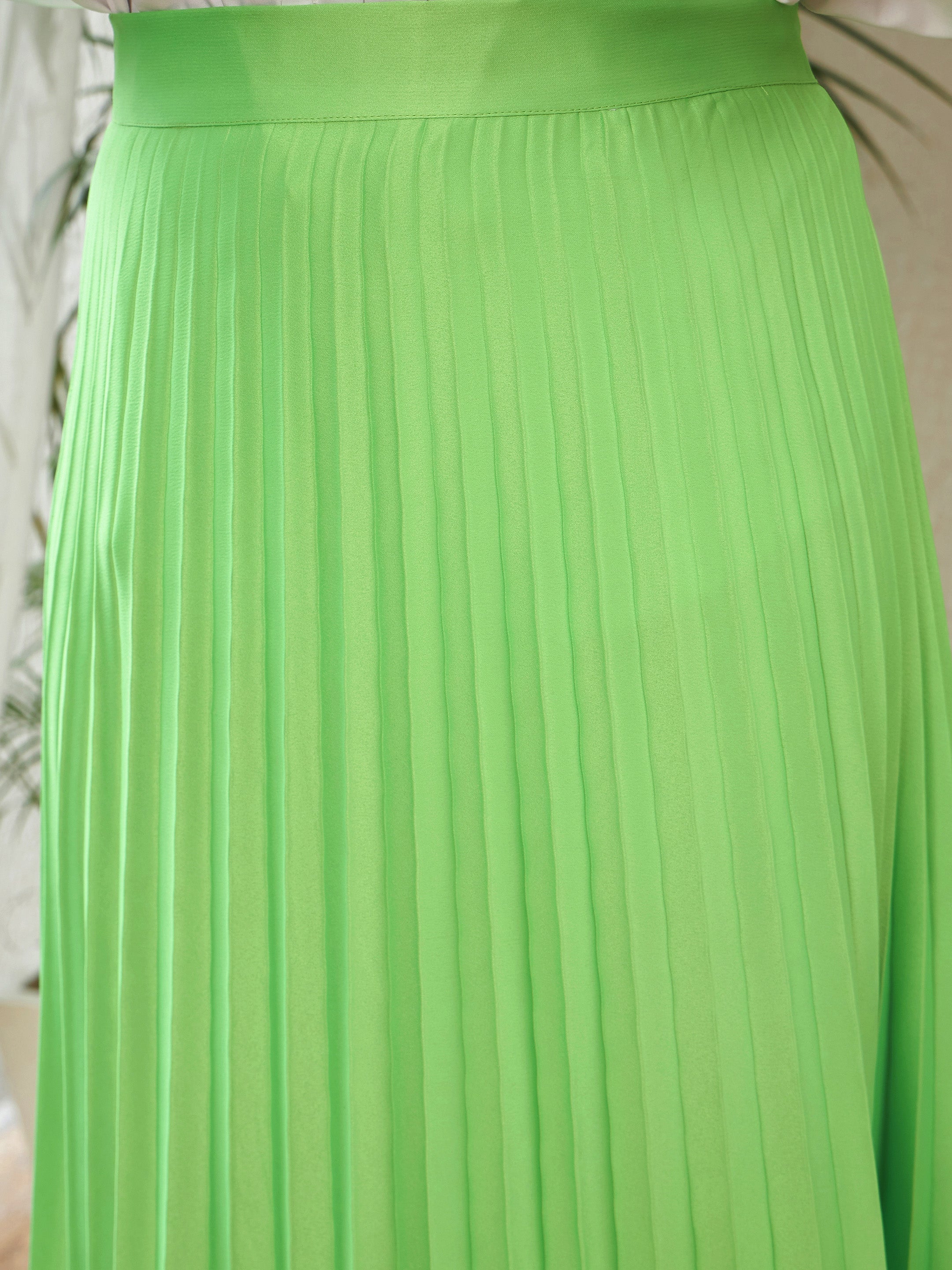 Green Satin Accordion Pleated Maxi Skirt-SASSAFRAS