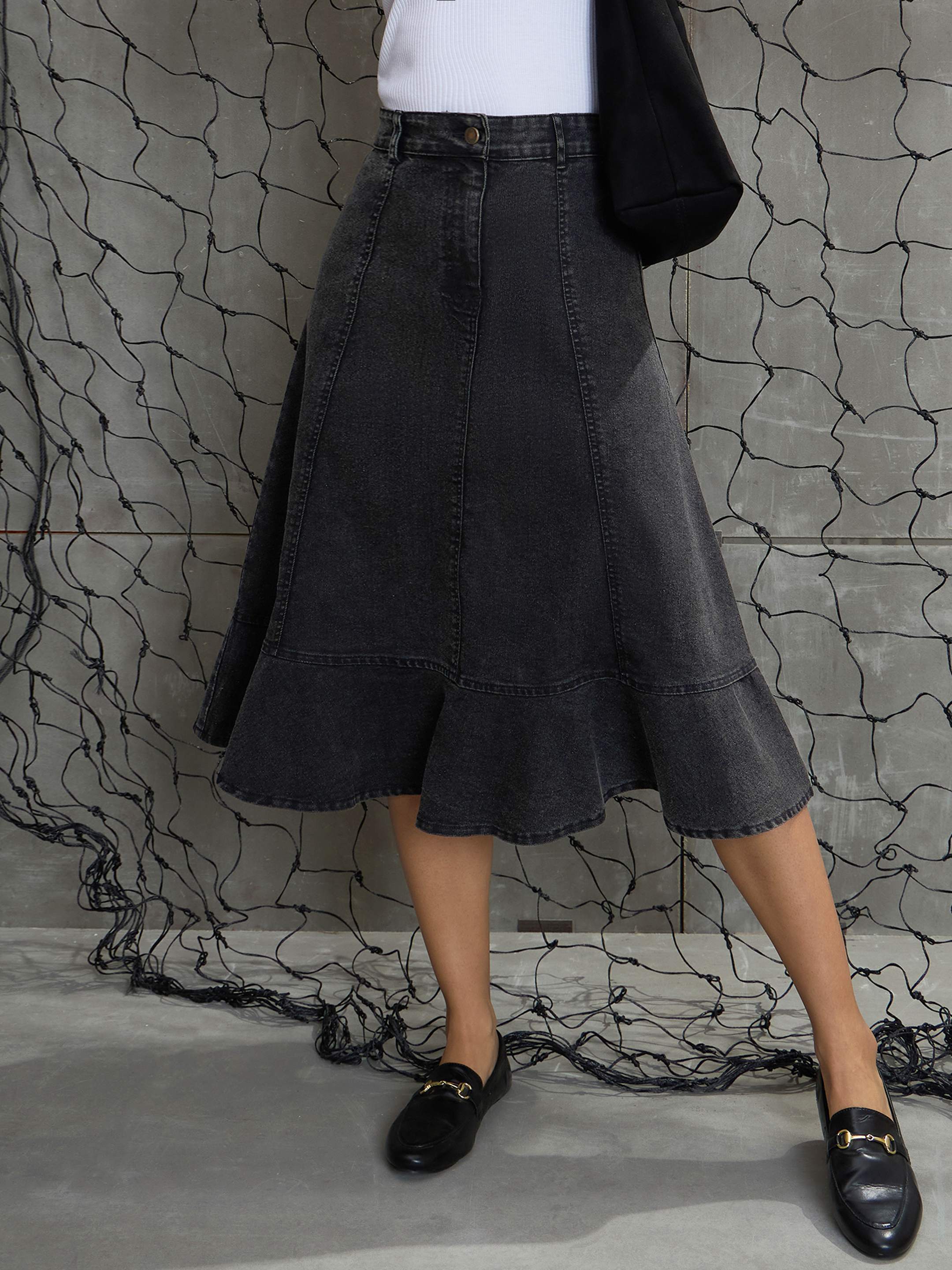 Women Black Washed Denim Flared Hem Skirt