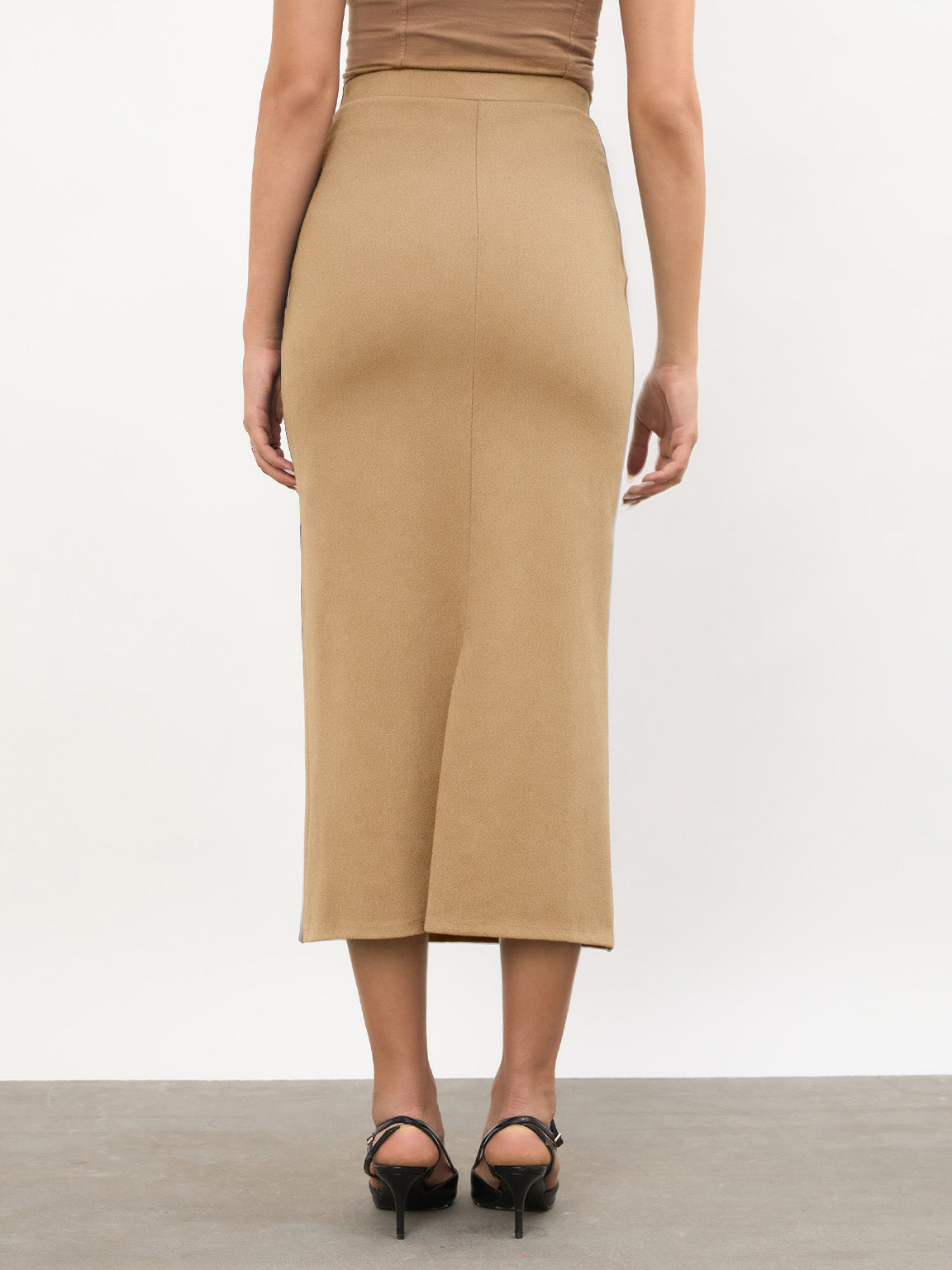Women Brown Front Metal Trim Back Slit Pencil Skirt