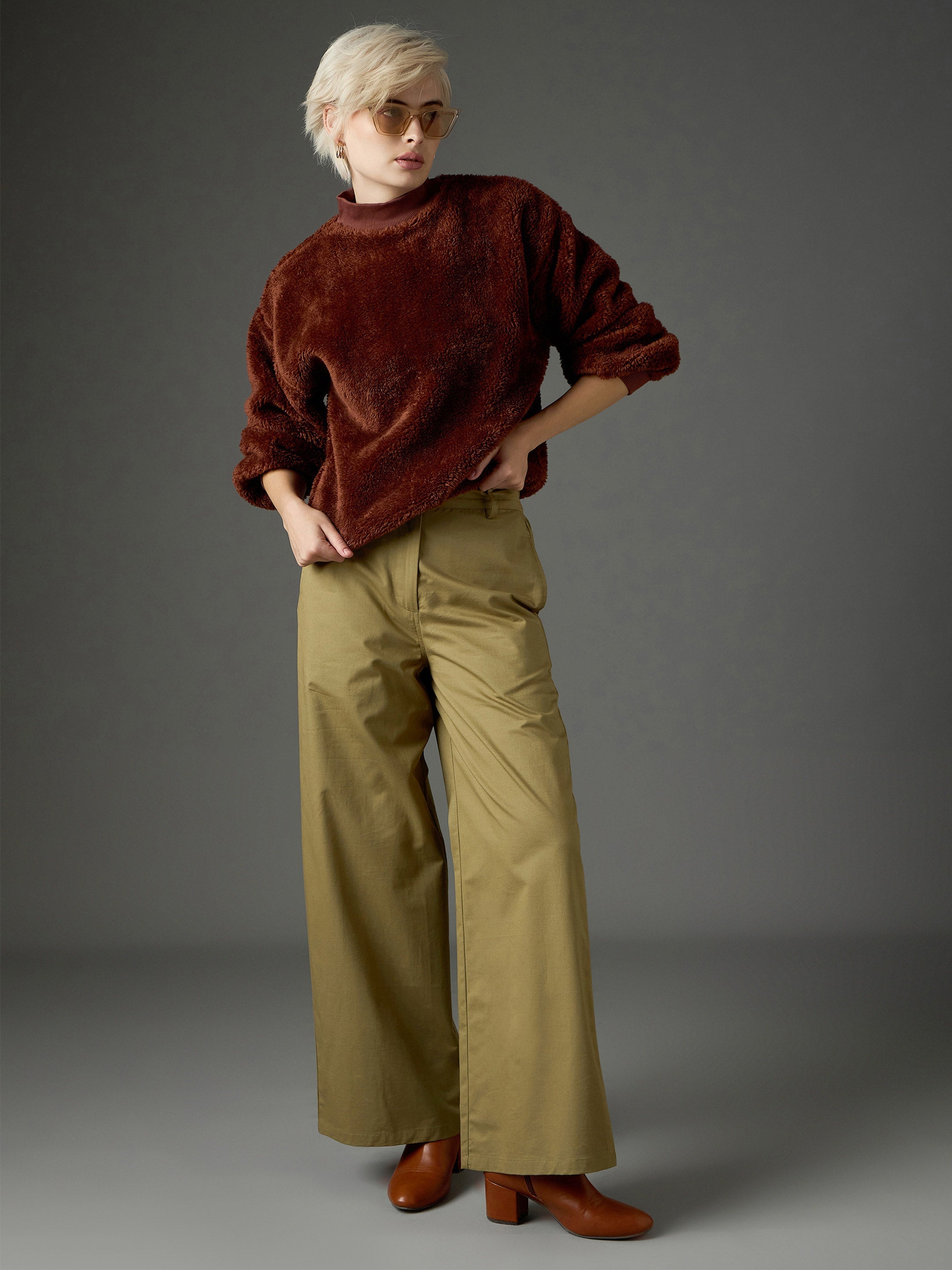 Women Brown Balloon Sleeve Faux Fur Sweatshirt