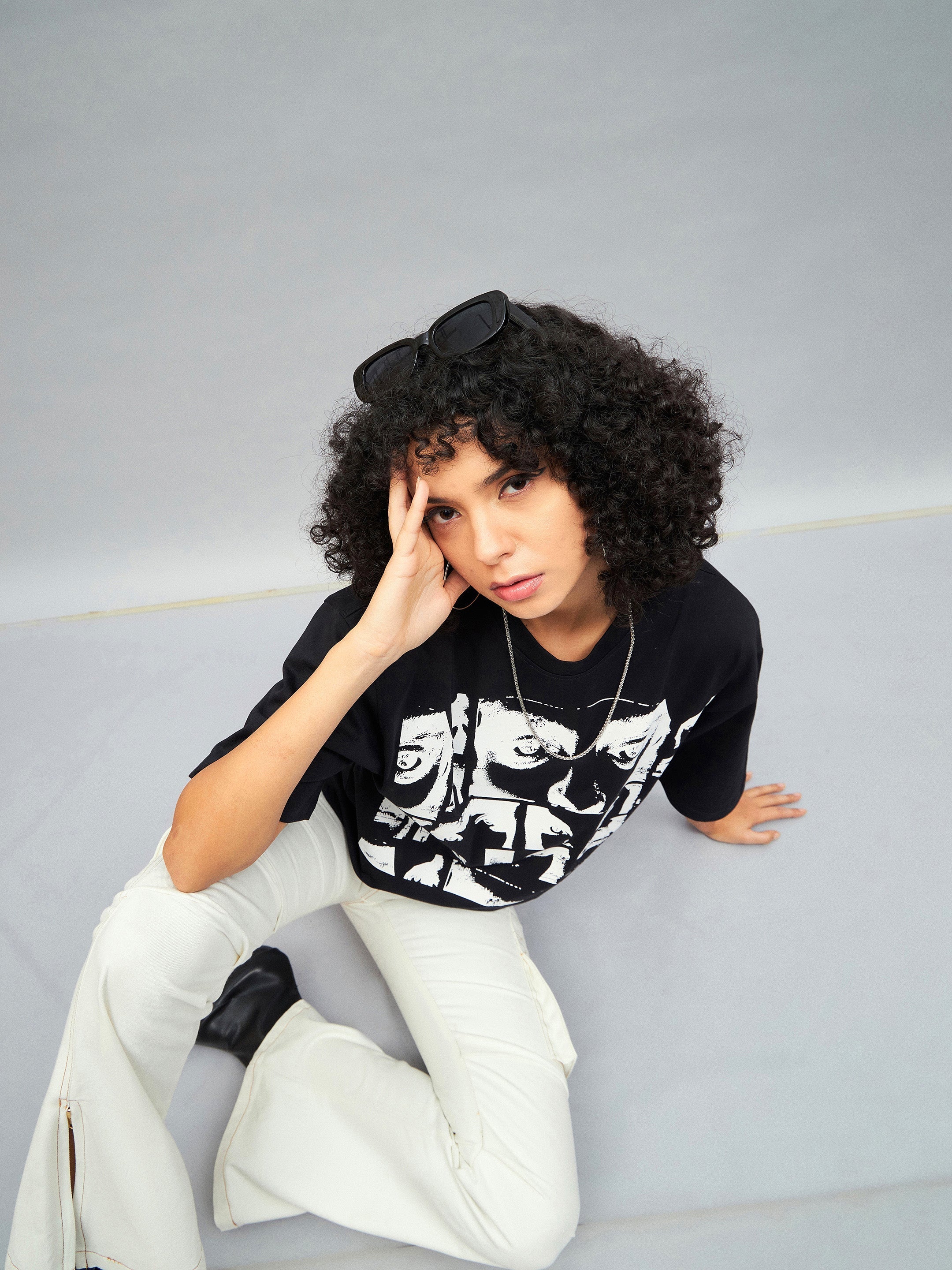 Women Black Retro Photographic Printed Oversized T-shirt