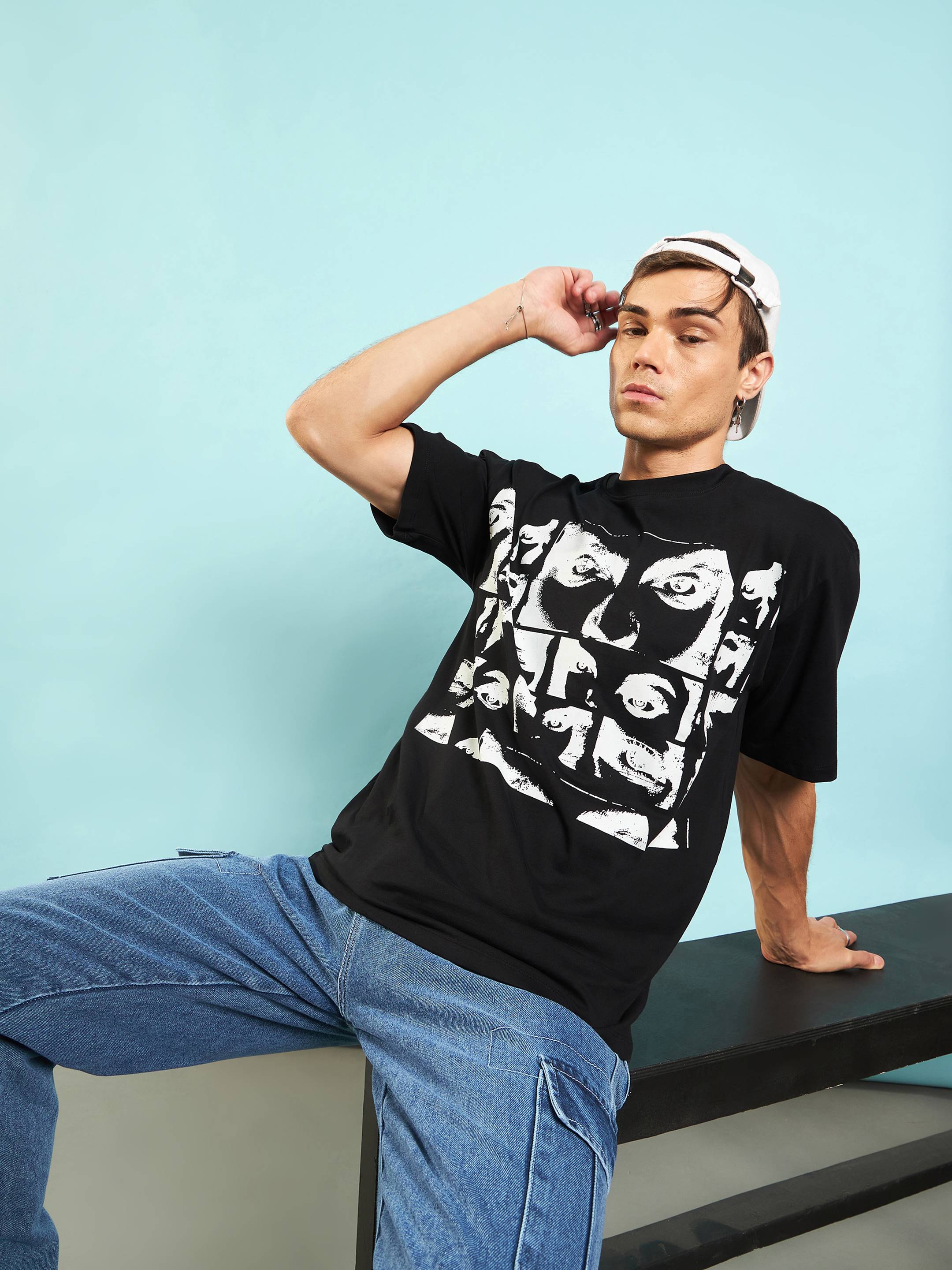 Women Black Retro Photographic Printed Oversized T-shirt