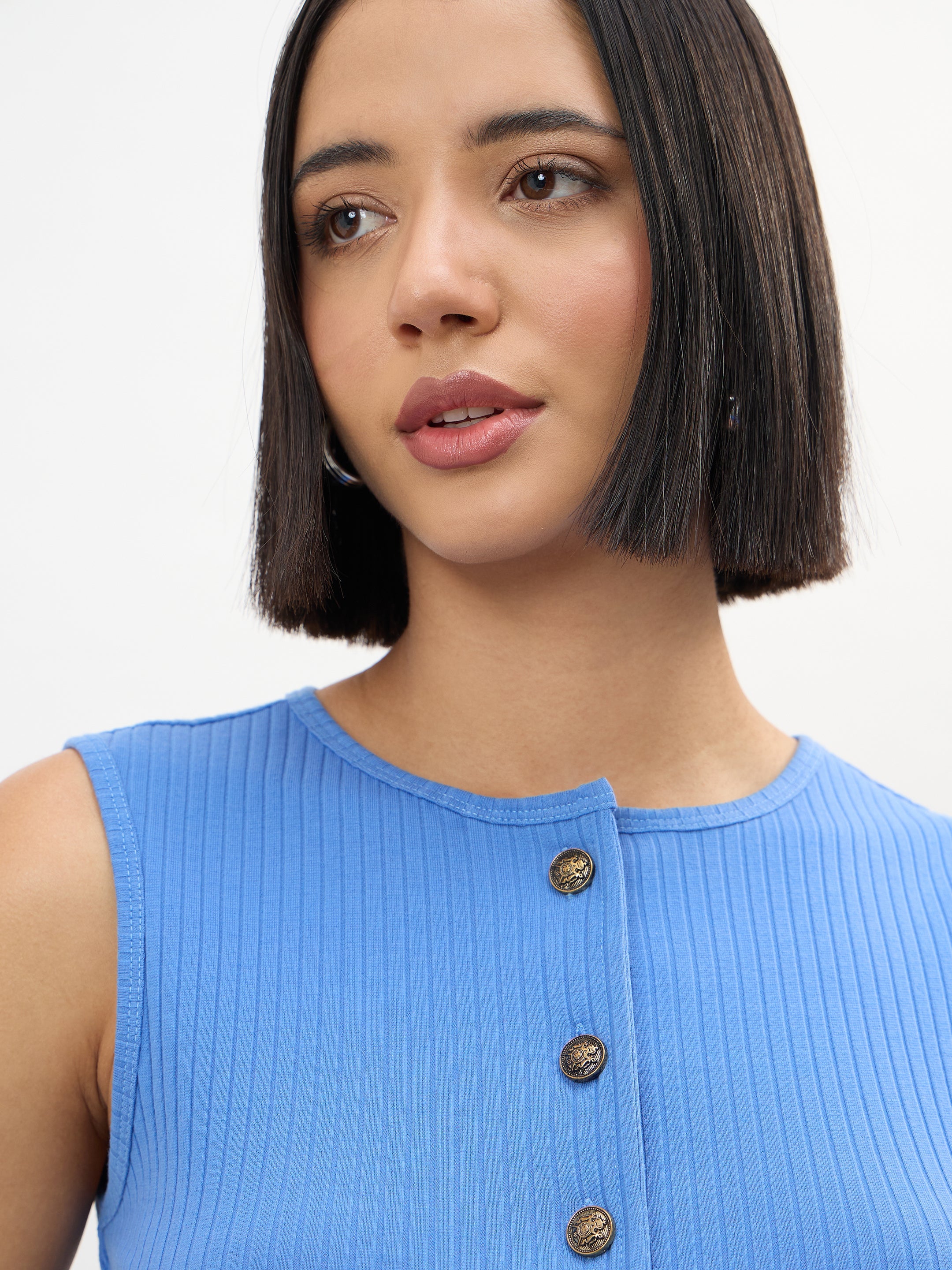 Women Blue Round Neck Button Down Sleeveless Top