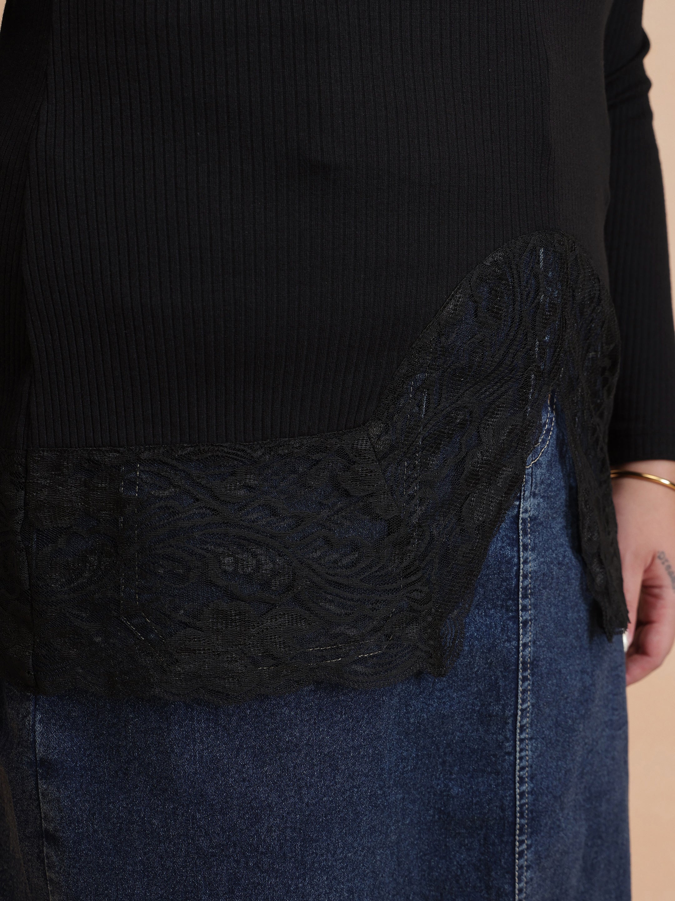 Women Black Rib Full Sleeves Top