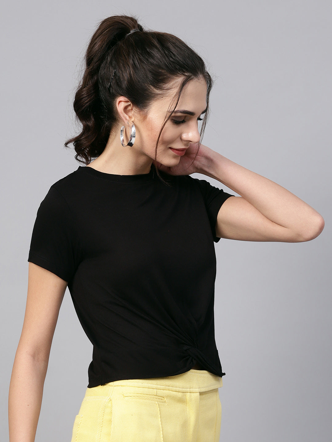 Black Knot Hem Crop Tee