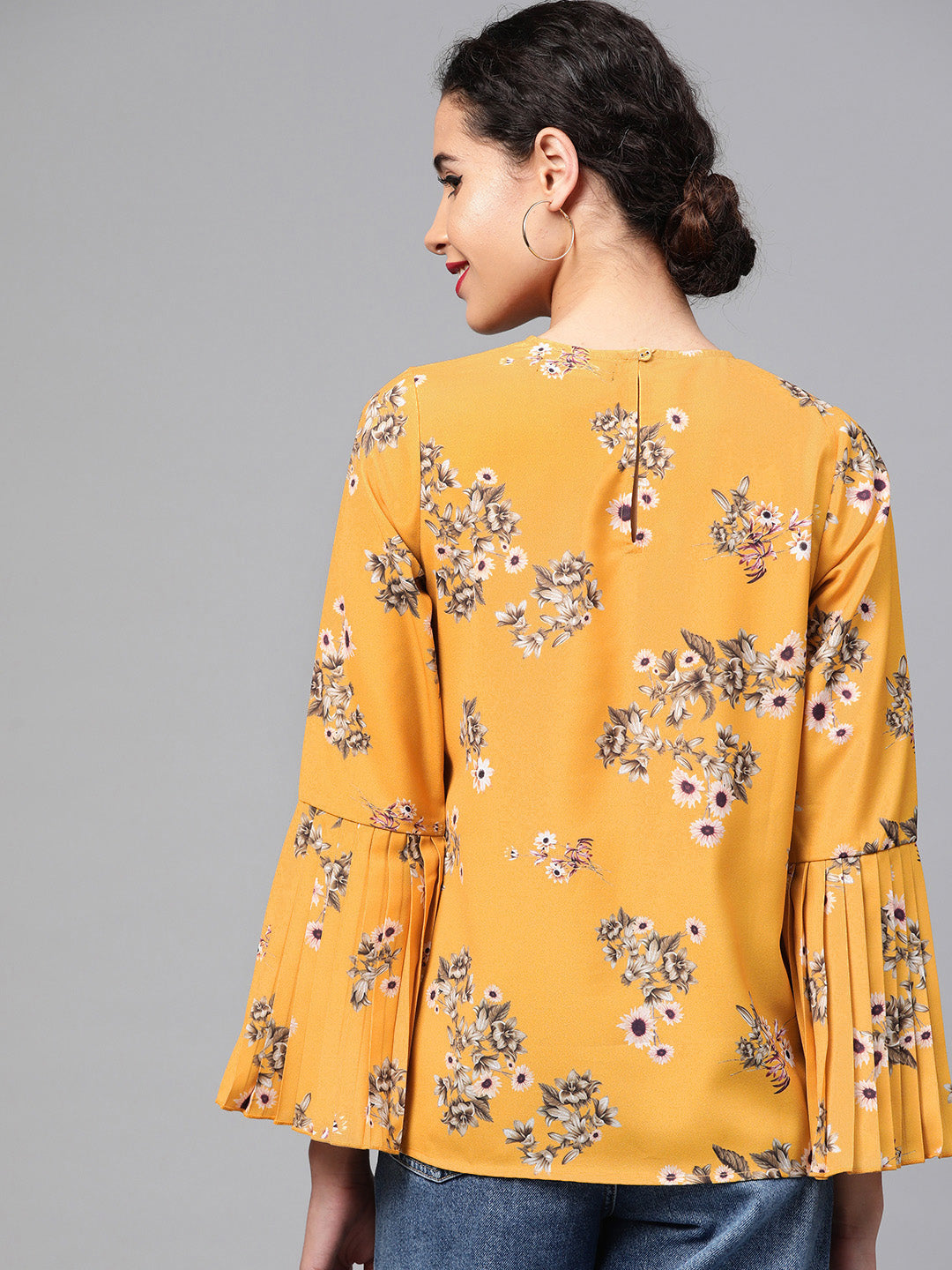 Women Mustard Floral Pleated Sleeve Hem