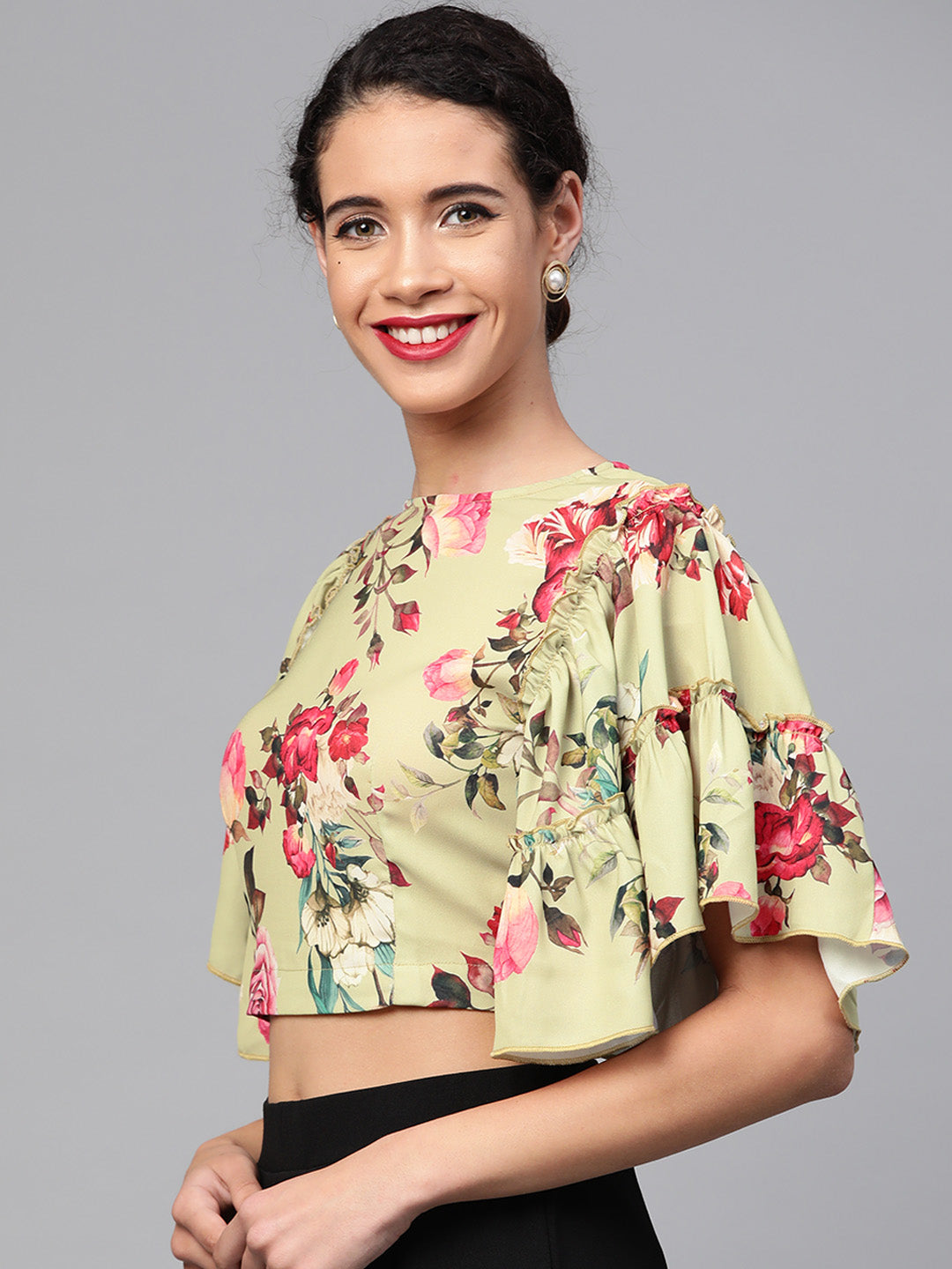 Women Green Floral Flare Sleeve Crop