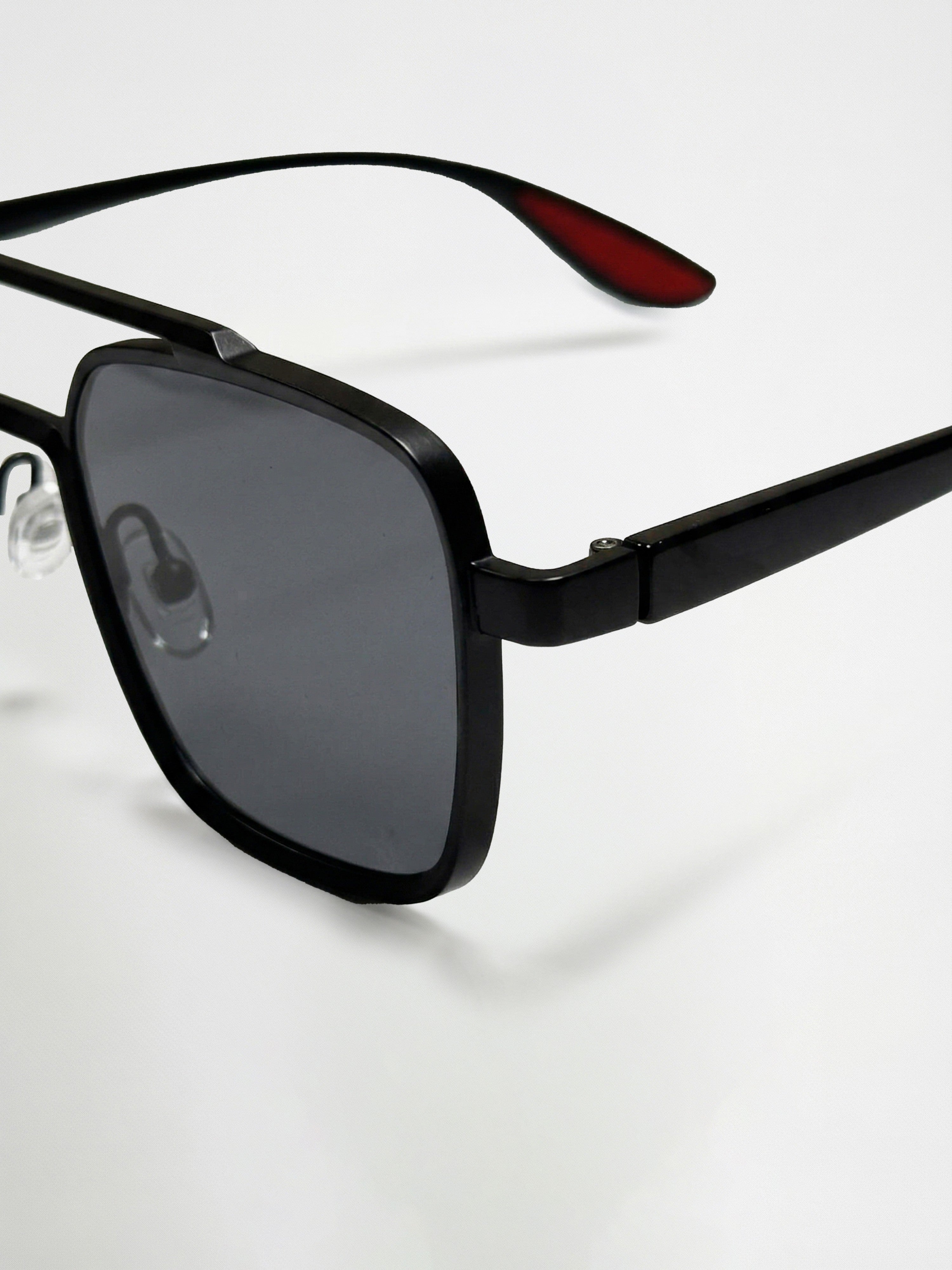 Men Aviator Sunglasses with Silver Metal Frame & Grey Tinted Lenses