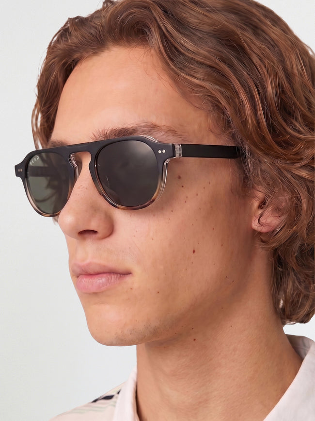 Men Round-Oval Full-Rim Sunglasses with Dual-Tone Frame and Smoke Grey Gradient Lenses