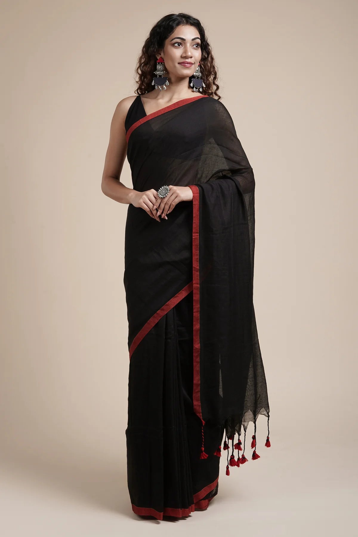 Women Black Red Border Cotton Saree