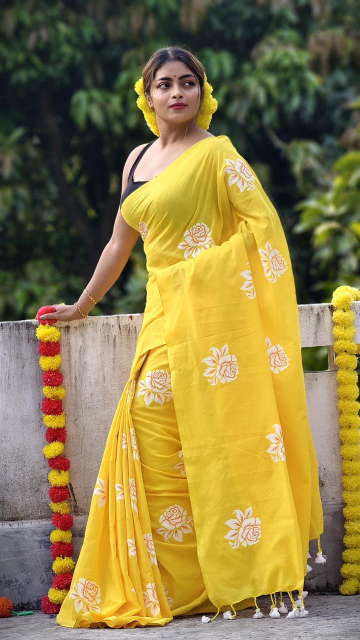 Women Cotton Floral Design Saree