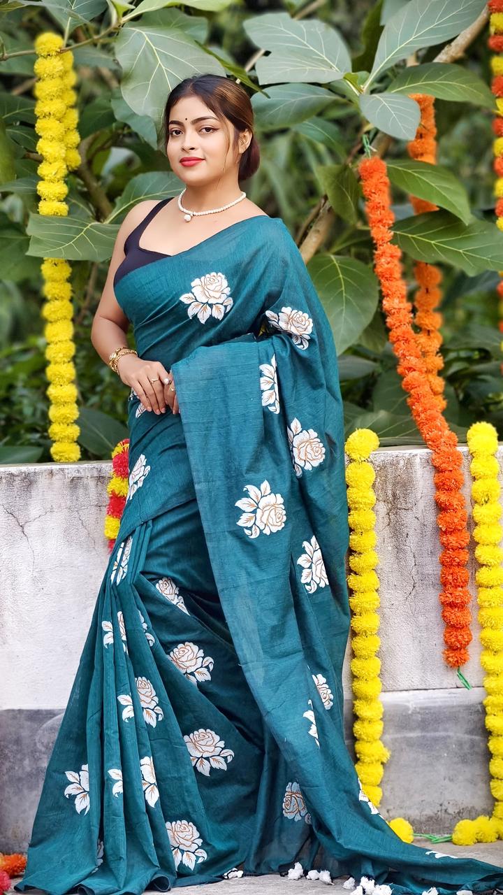 Women Cotton Floral Design Saree