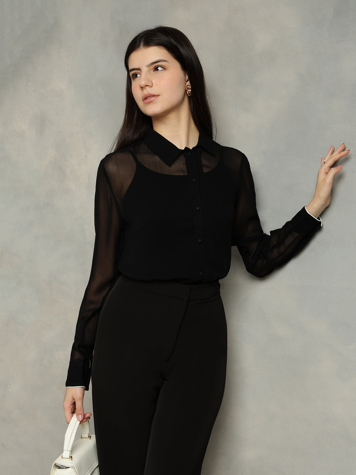 Women Black Spread Collar Long Sleeves Shirts