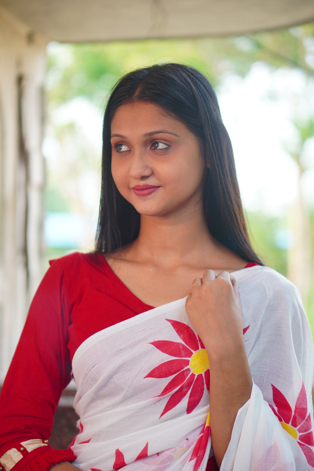 Women Cotton Floral Design Saree