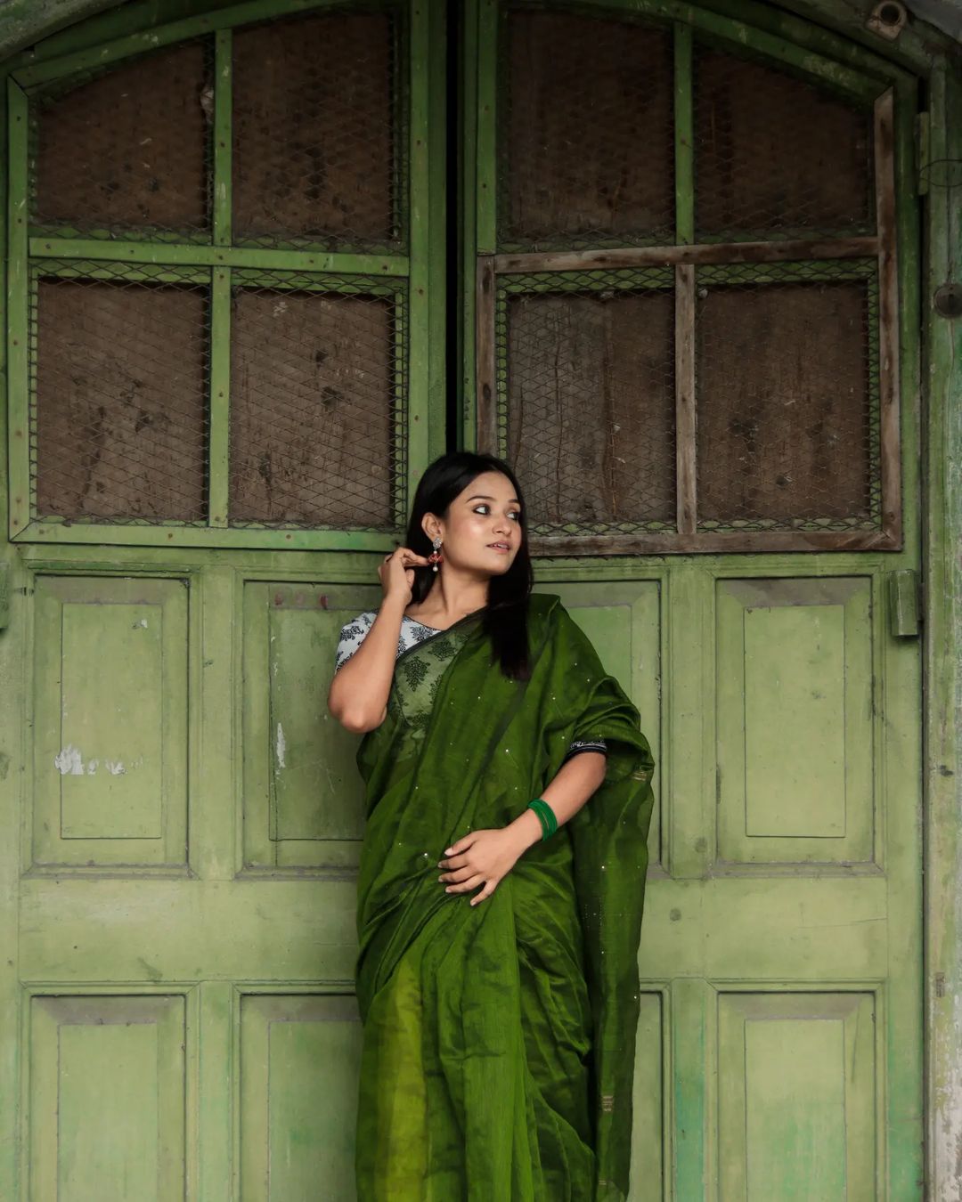 Women Cotton Sil Sequence Saree