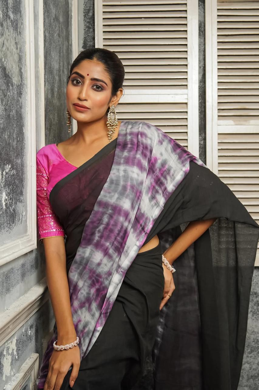 Women Mul Cotton Hand Dye Saree