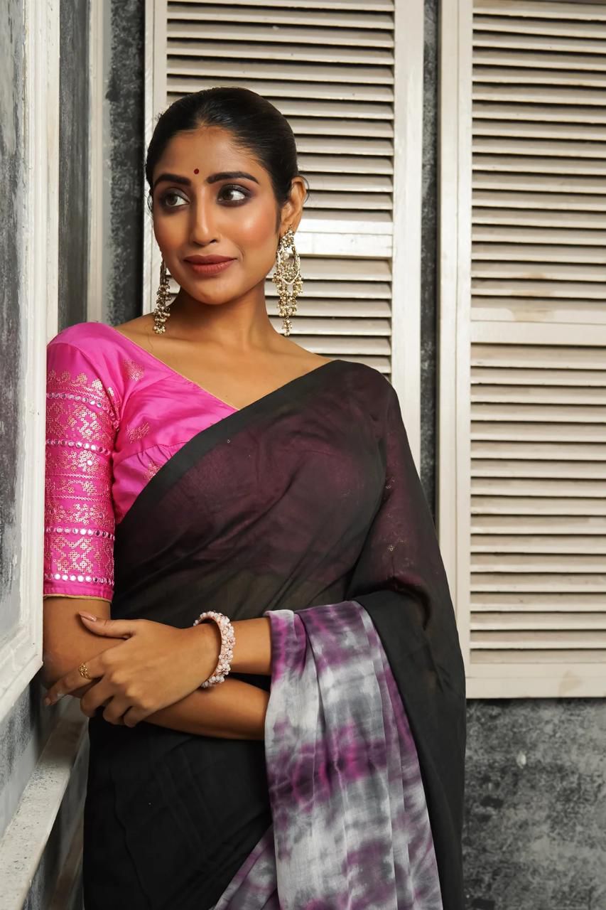 Women Mul Cotton Hand Dye Saree