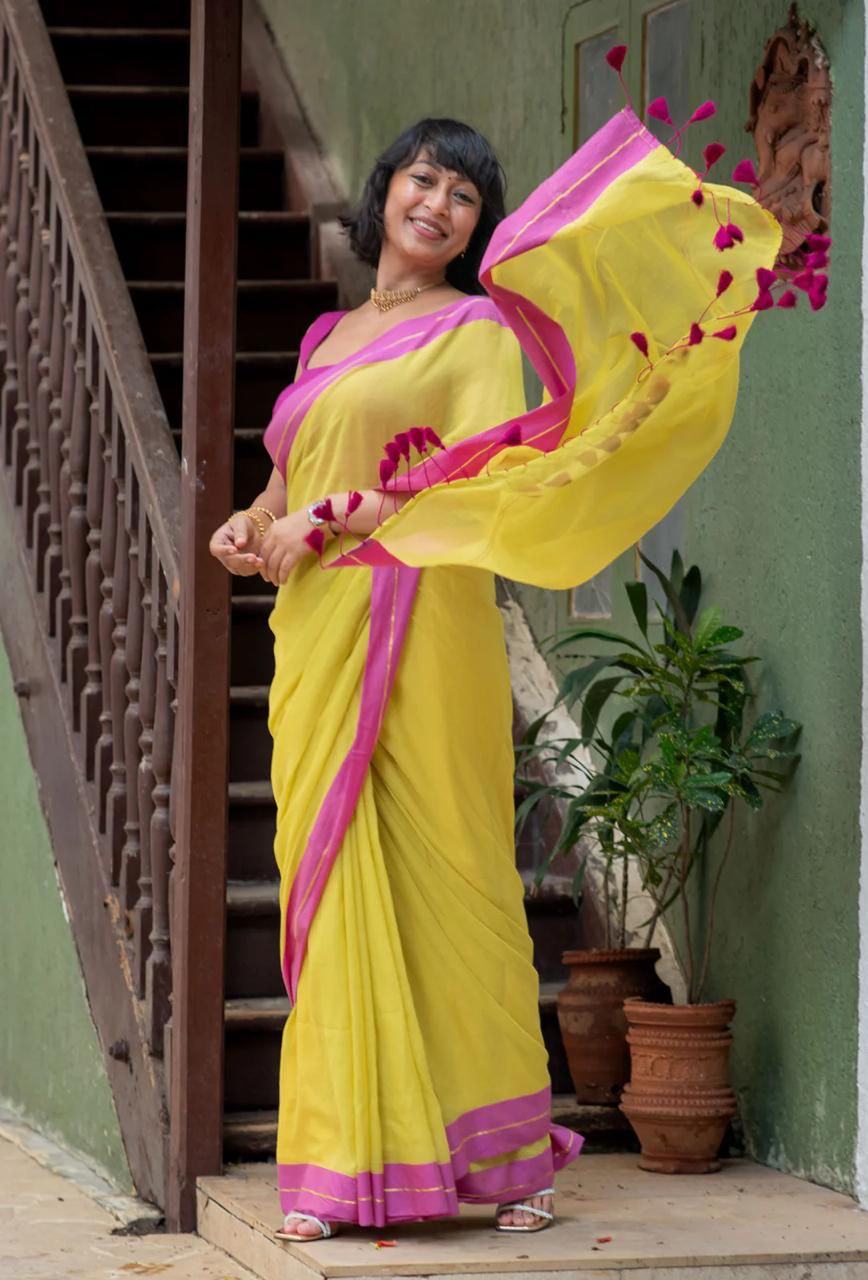 Women Mul Cotton Yellow Pink Border Saree