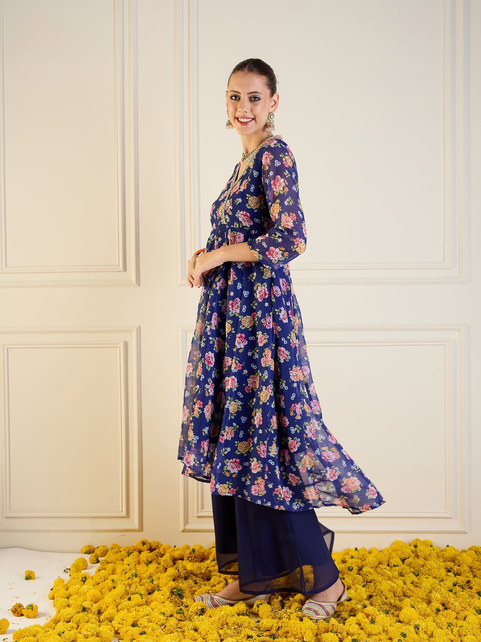 Women Blue Floral High Low Anarkali Kurta