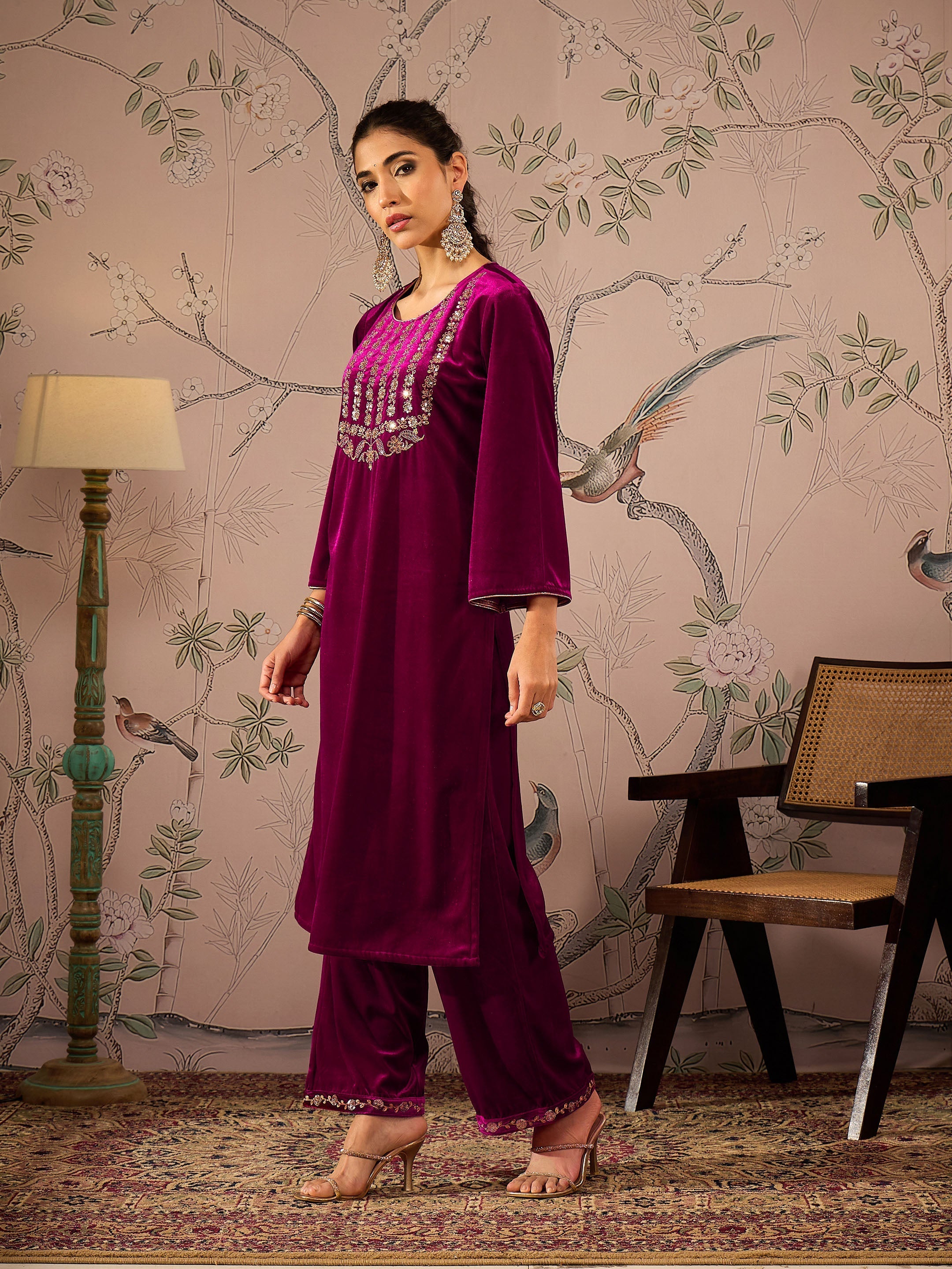 Women Fuchsia Velvet Front Embroidered Kurta