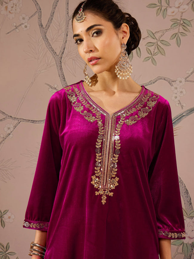 Women Fuchsia Velvet Front Embroidered Kurta