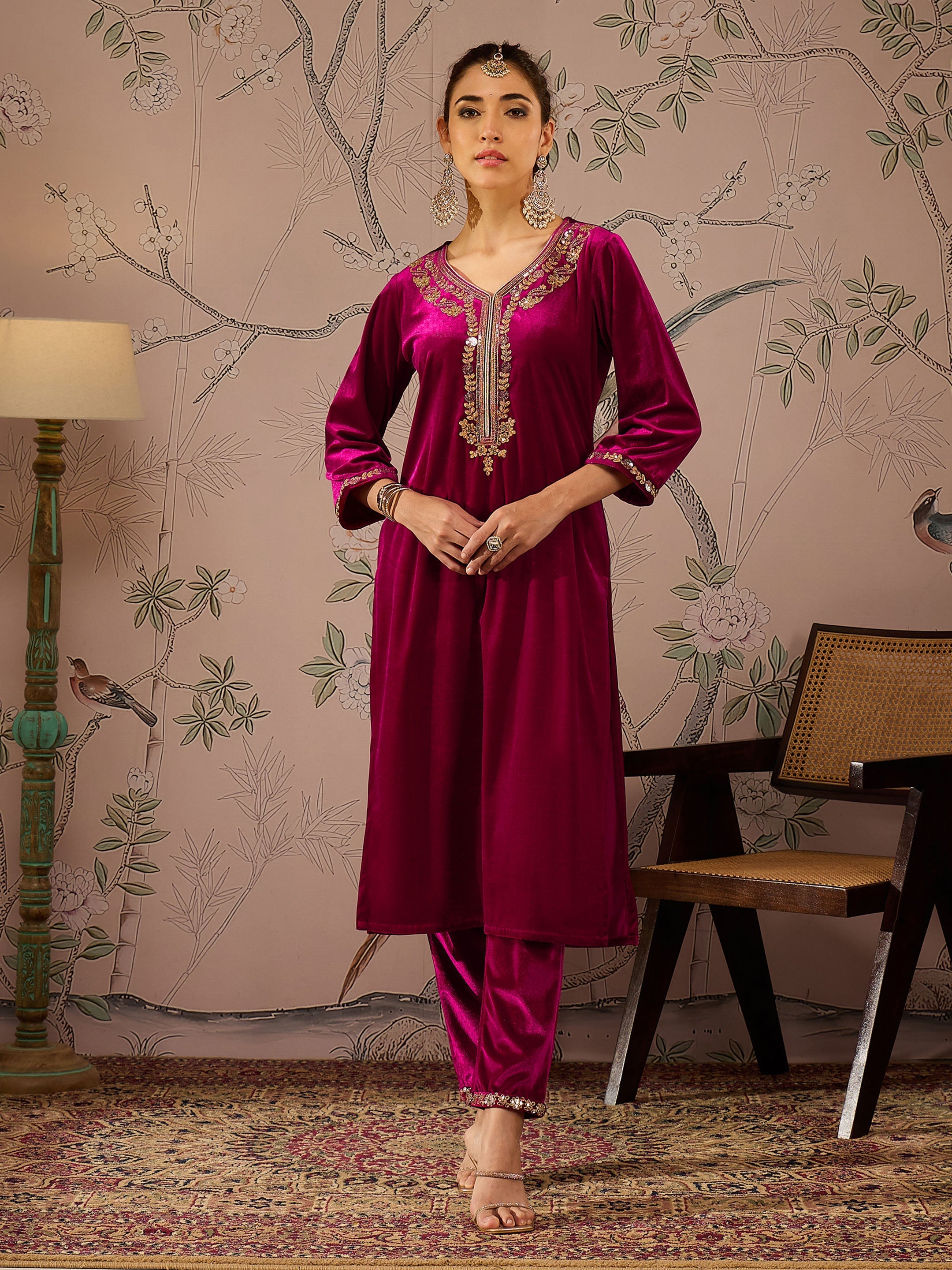 Women Fuchsia Velvet Front Embroidered Kurta