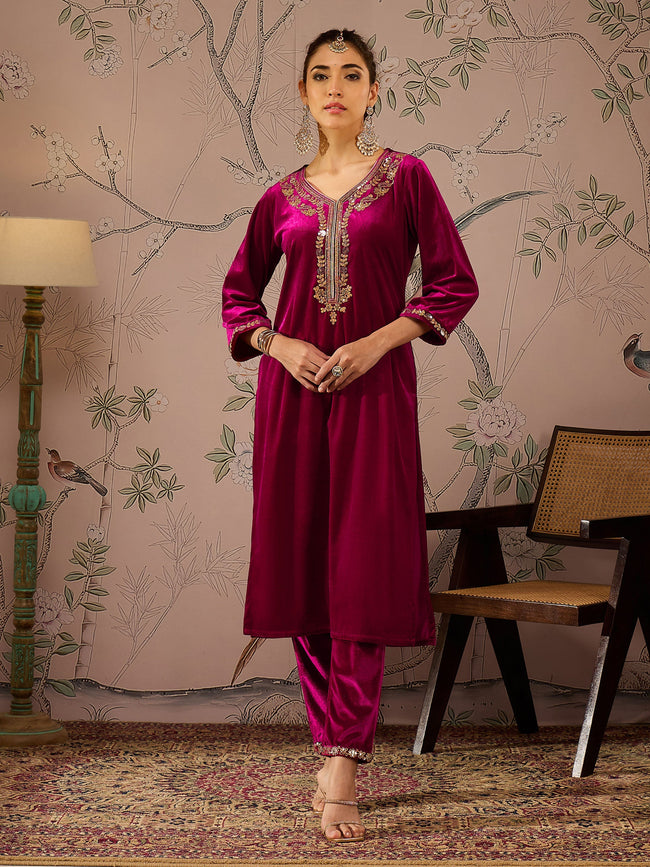 Women Fuchsia Velvet Front Embroidered Kurta