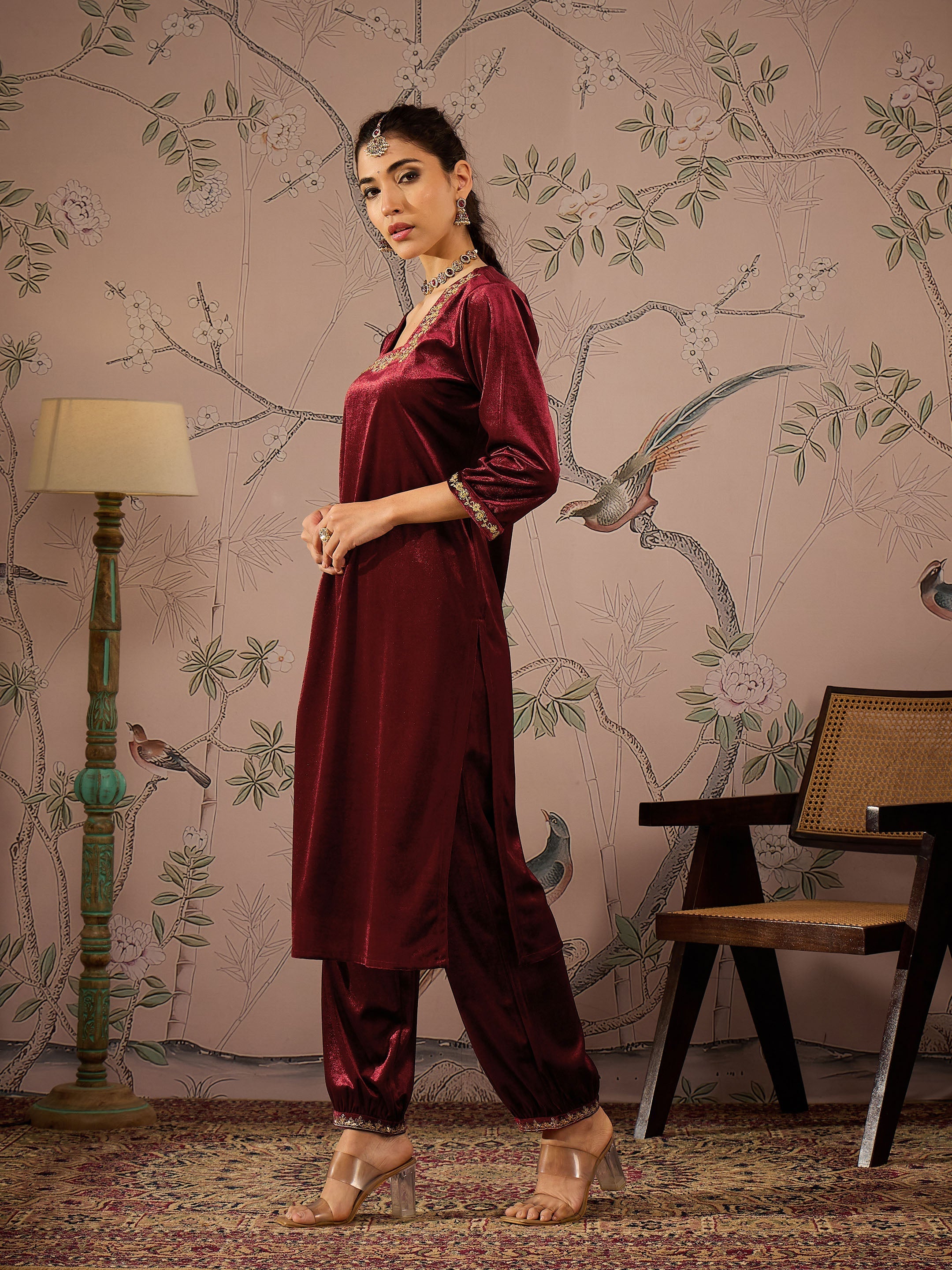 Women Maroon Velvet Glass Neck Front Embroidered Kurta