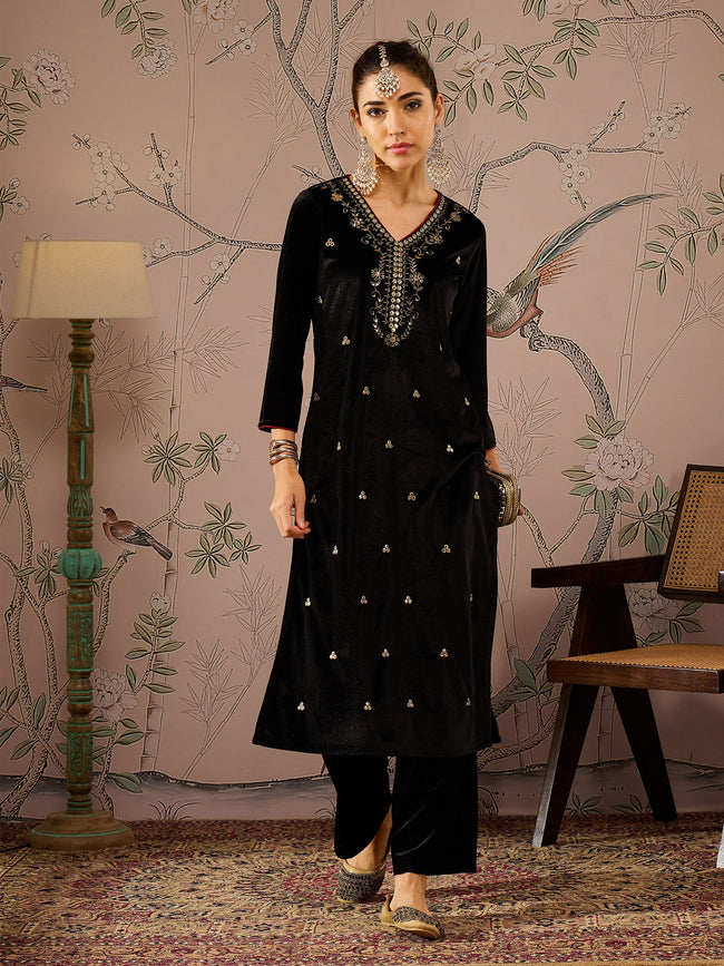 Women Black Velvet V-Neck Embroidered Straight Kurta