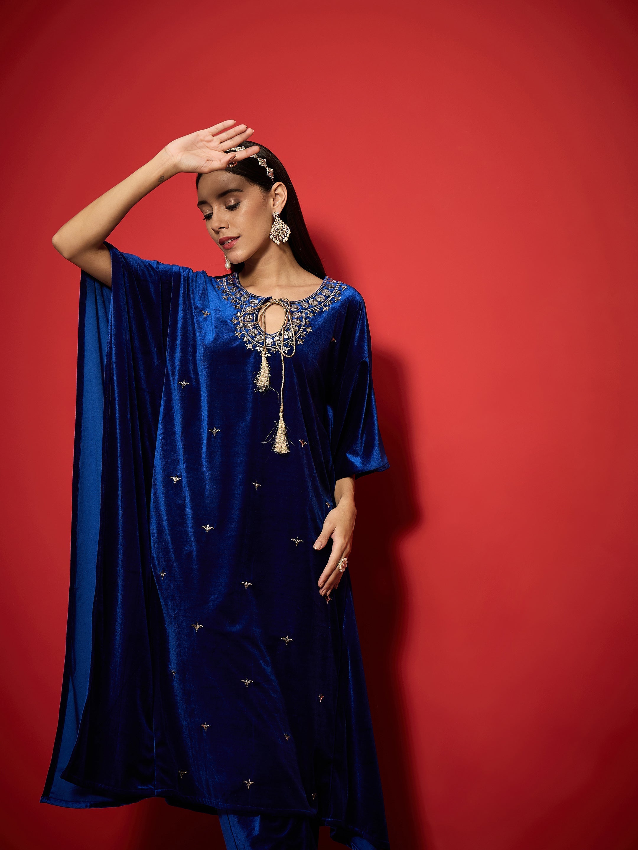 Women Royal Blue Velvet Front Embroidered Kaftan Kurta