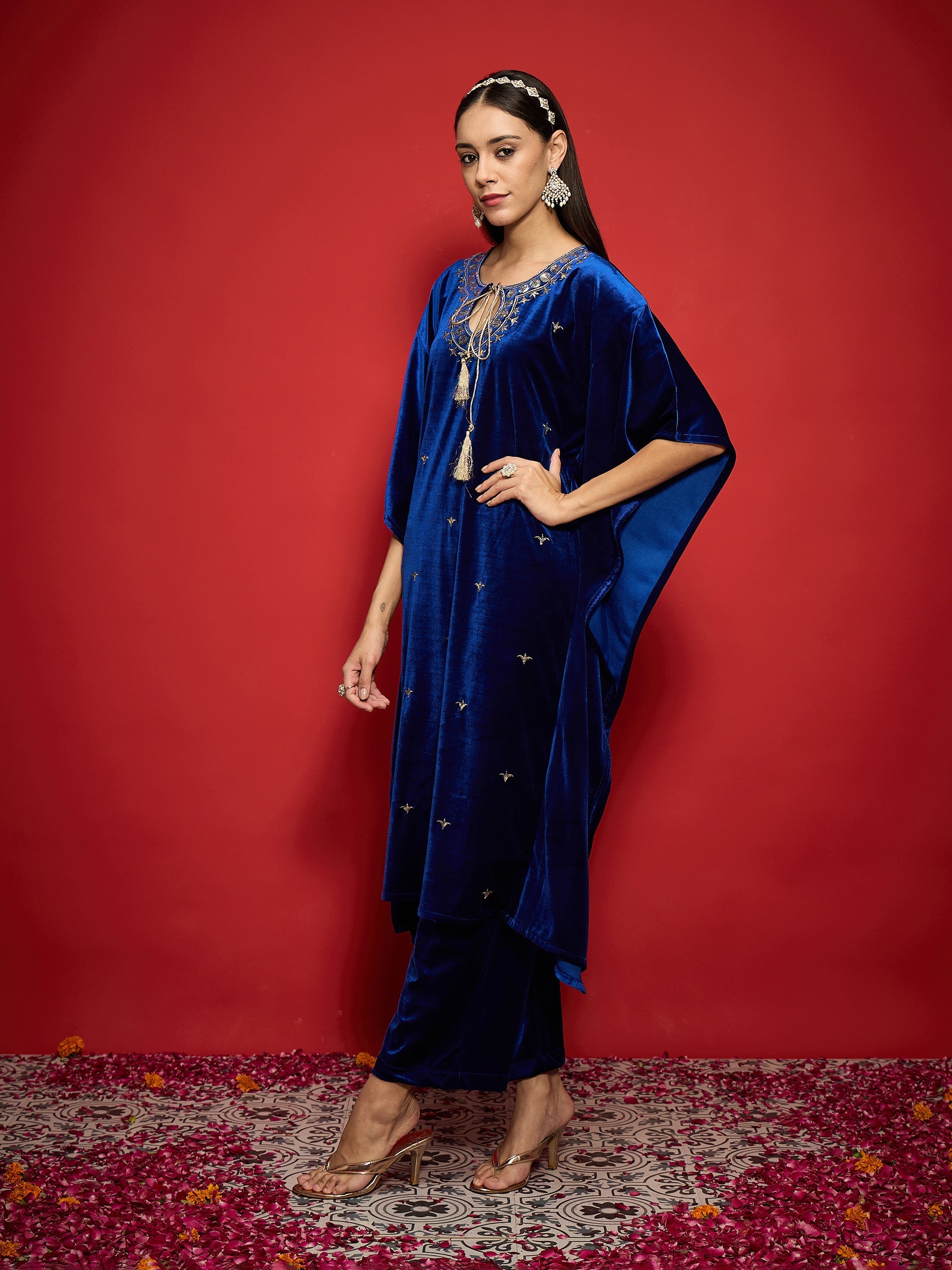 Women Royal Blue Velvet Front Embroidered Kaftan Kurta