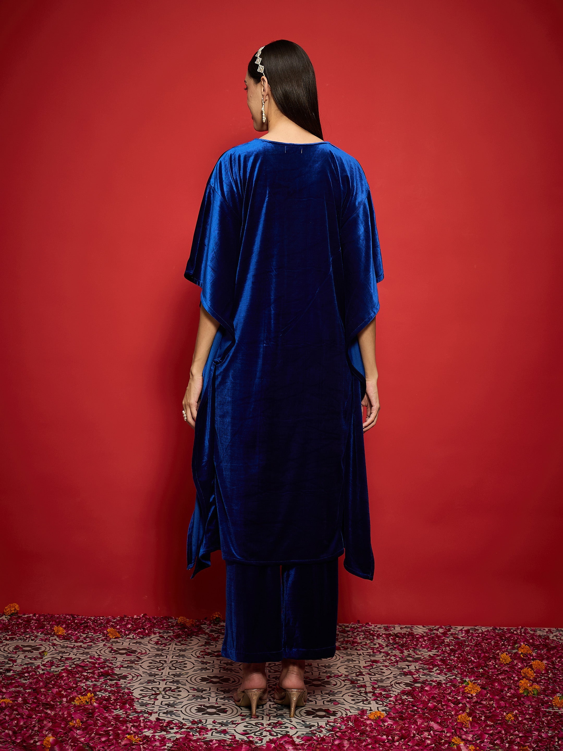 Women Royal Blue Velvet Front Embroidered Kaftan Kurta