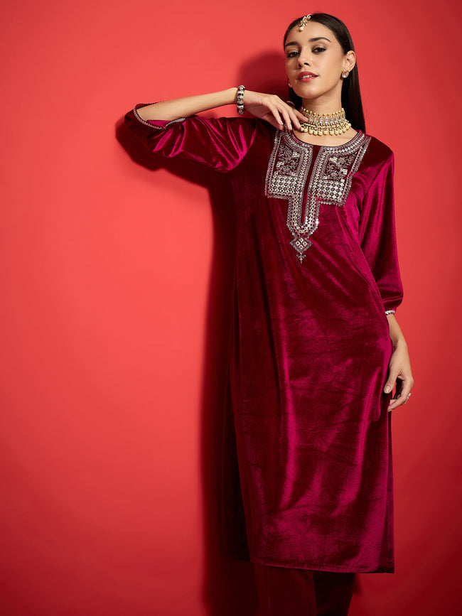 Women Fuchsia Velvet Embroidered Round Neck Straight Kurta