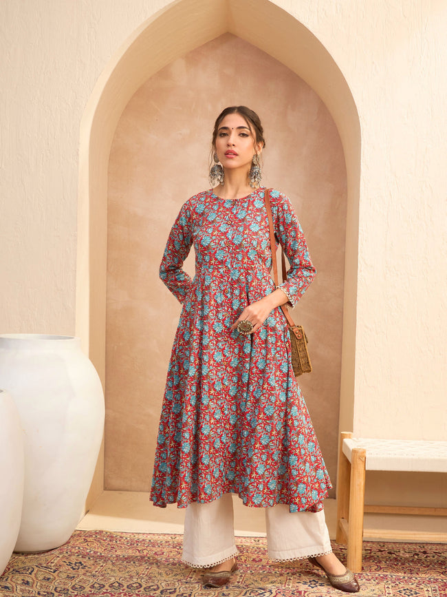 Women Red Floral Buttonned Pocket Kurta