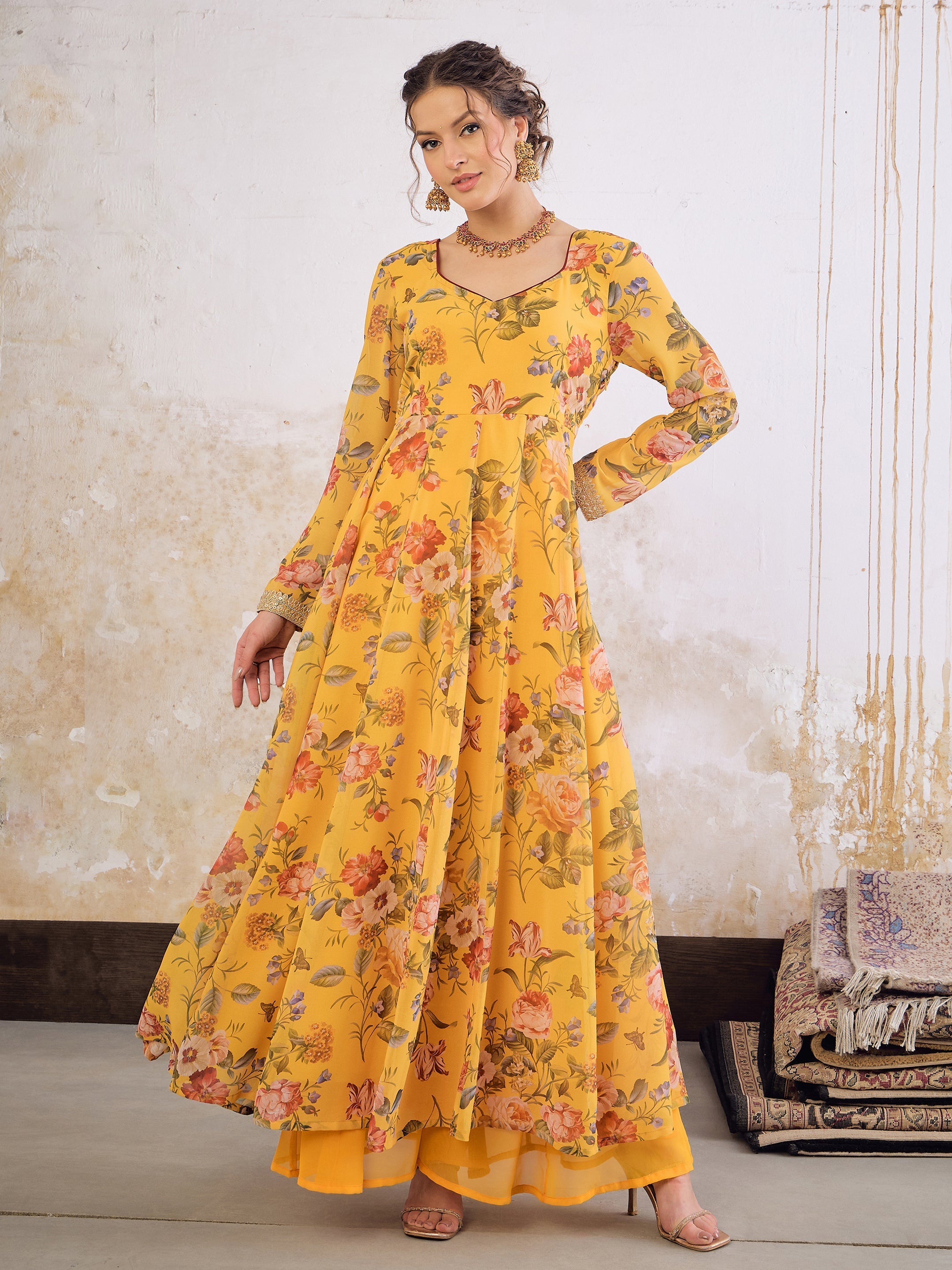 Women Yellow Floral Sweetheart Neck Anarkali Kurta