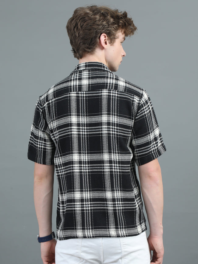 Men Solace Black Checks Relaxed Shirt