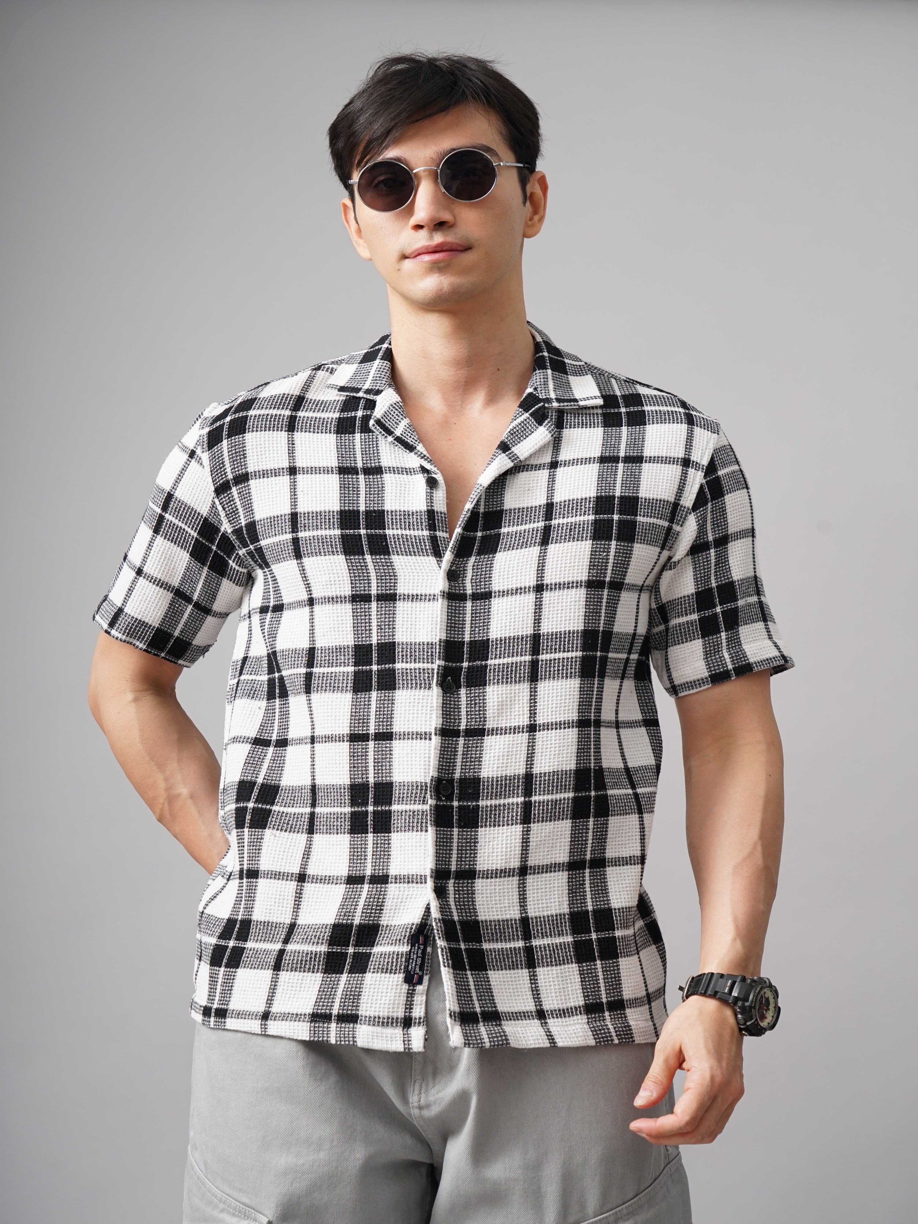 Men Apex Checks White Shirt