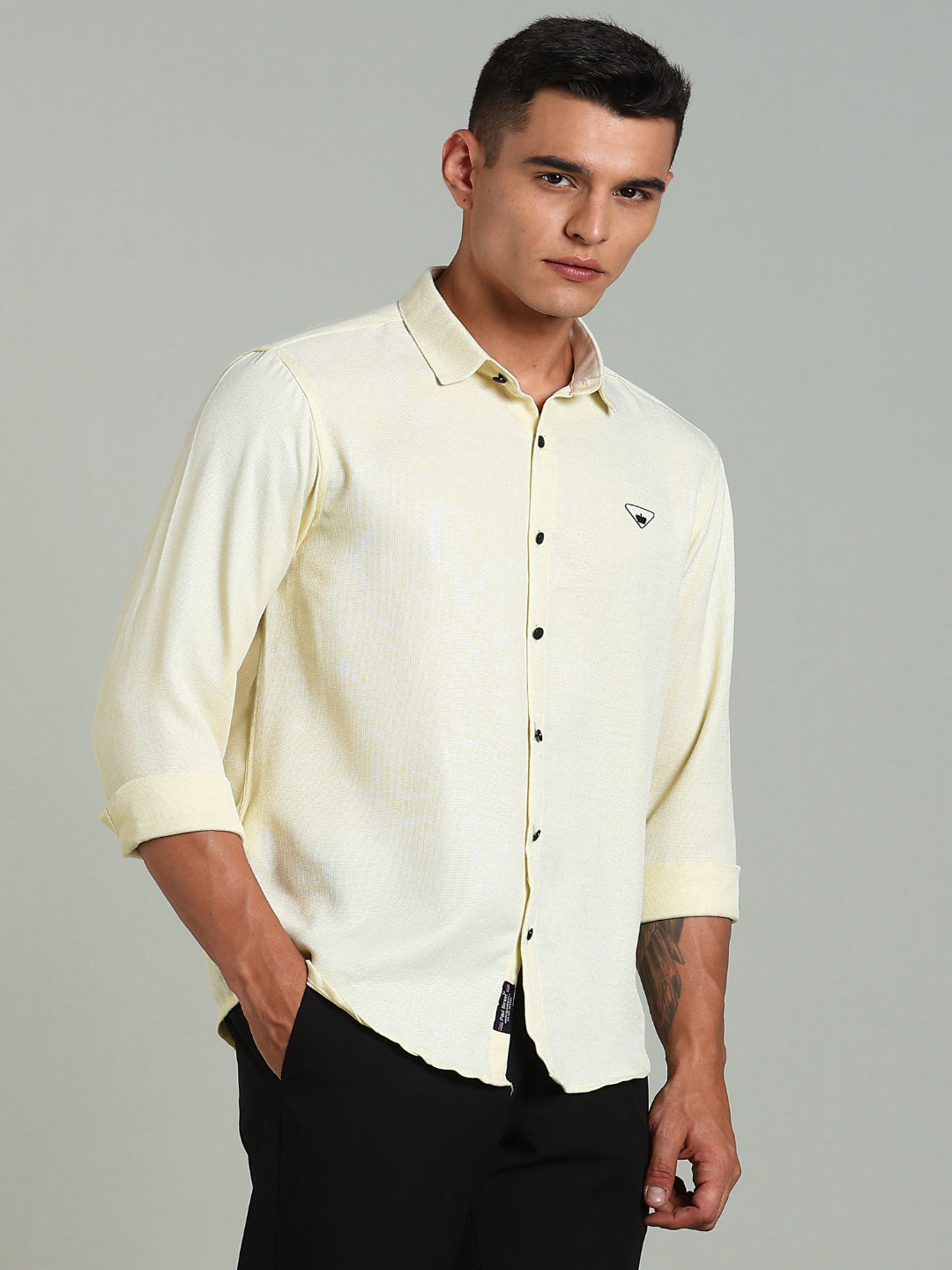 Men Yellow Striv Solid Shirt