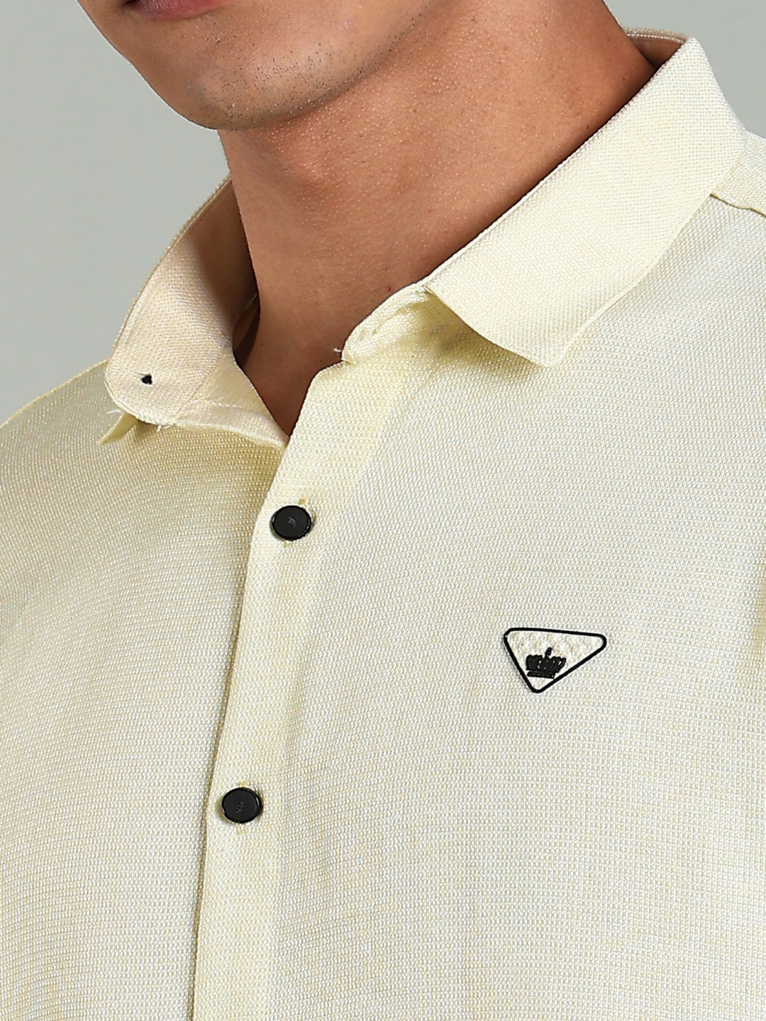 Men Yellow Striv Solid Shirt