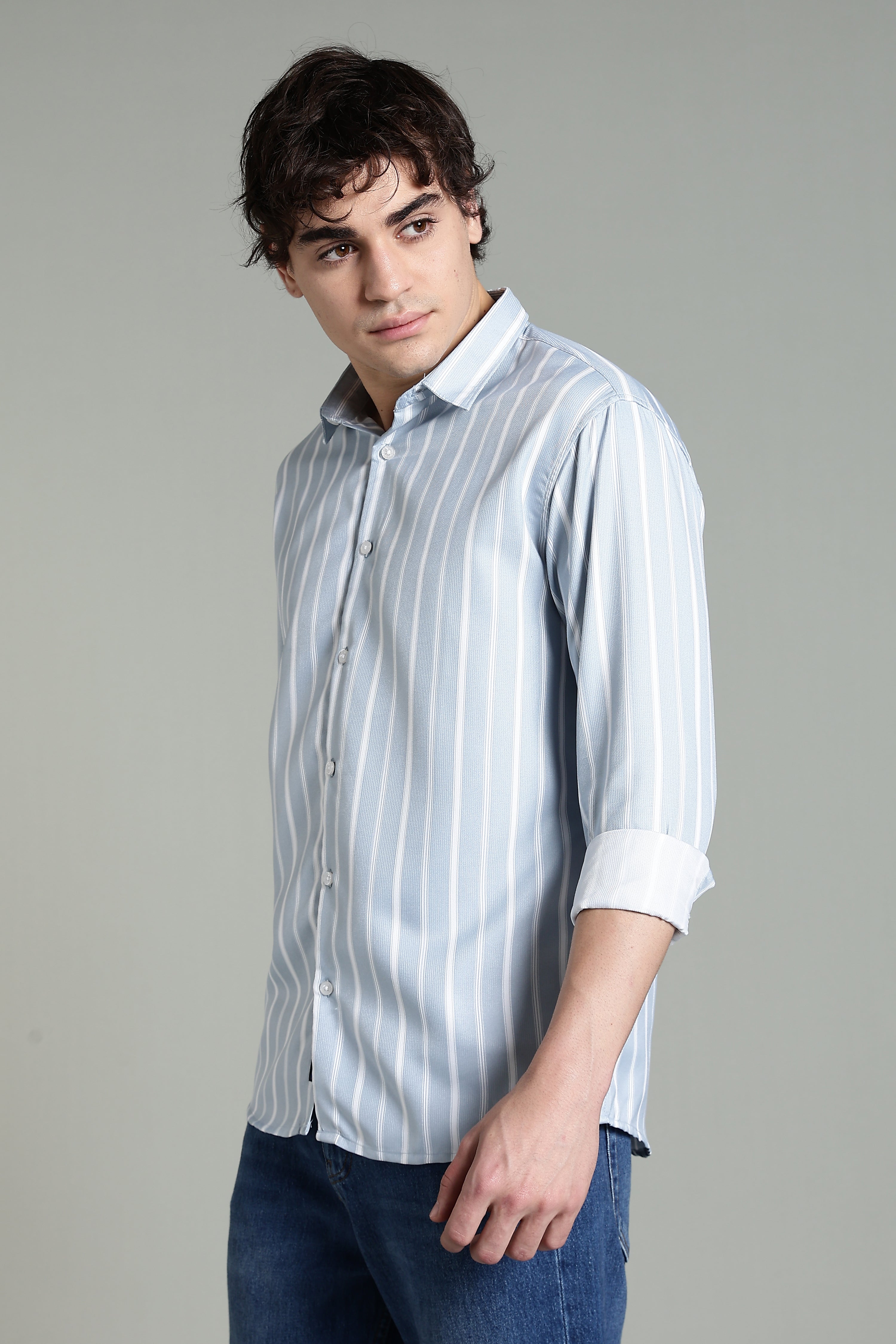 Men Verta Blue Striped Shirt